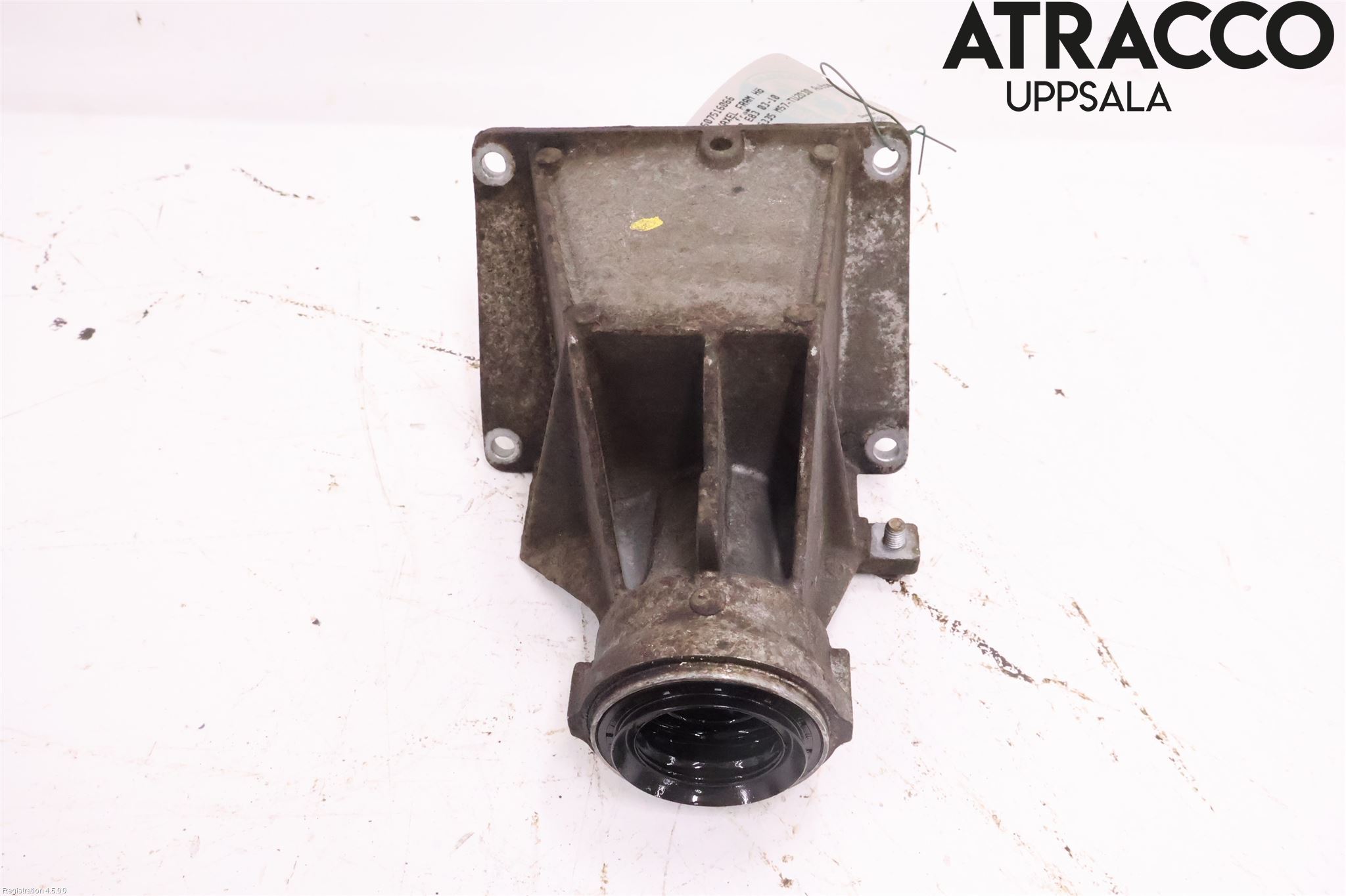 BMW X3 E83     03-10 Drivaxel Fram Höger