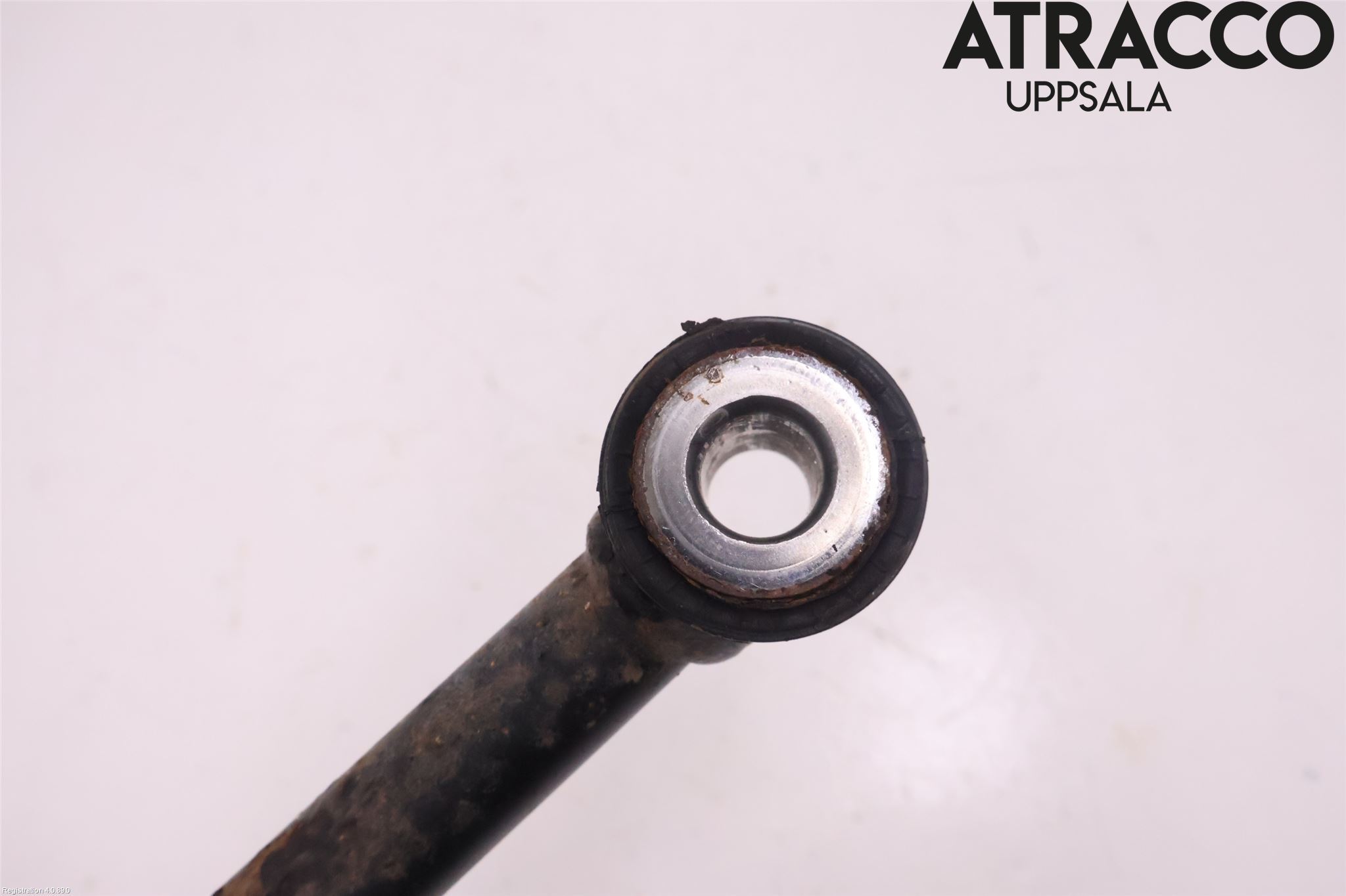 Dacia DUSTER 18-24 Bärarm Bak Vänster