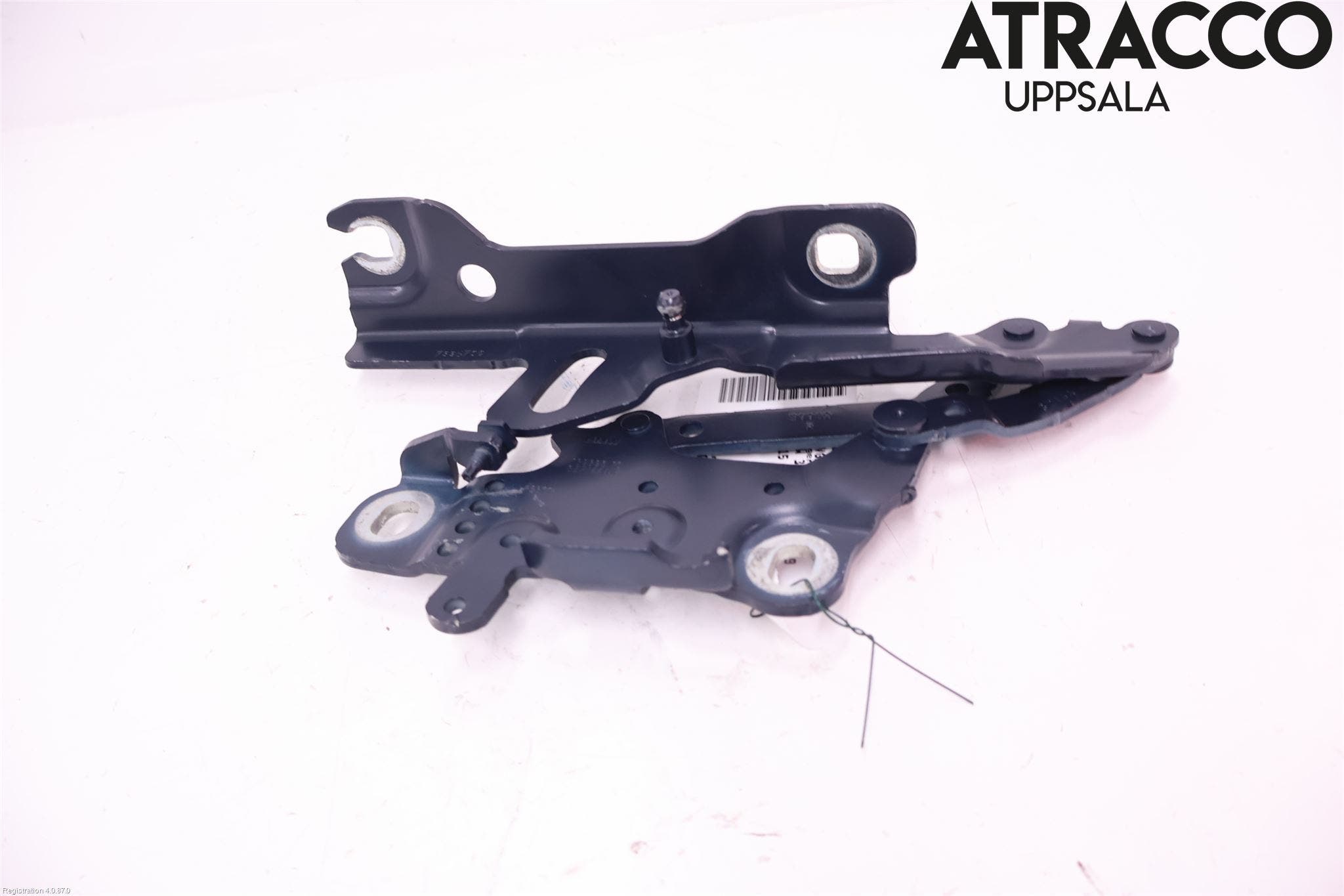 BMW 3 F30/F31/F80 12-19 Huvgångjärn