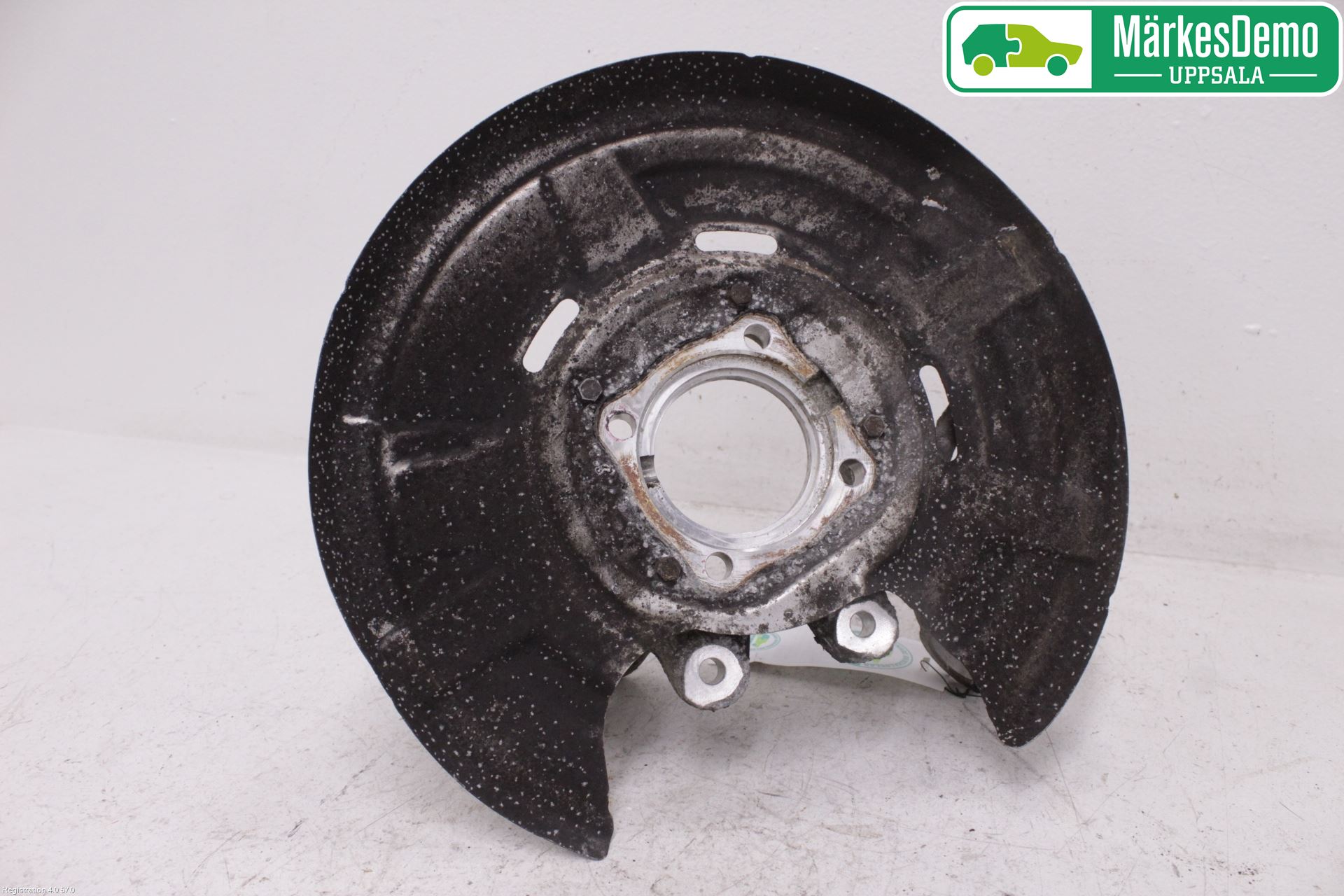 BMW 5 F10/F11/F18 09-17 Hjullagerhus-Spindel Hö B