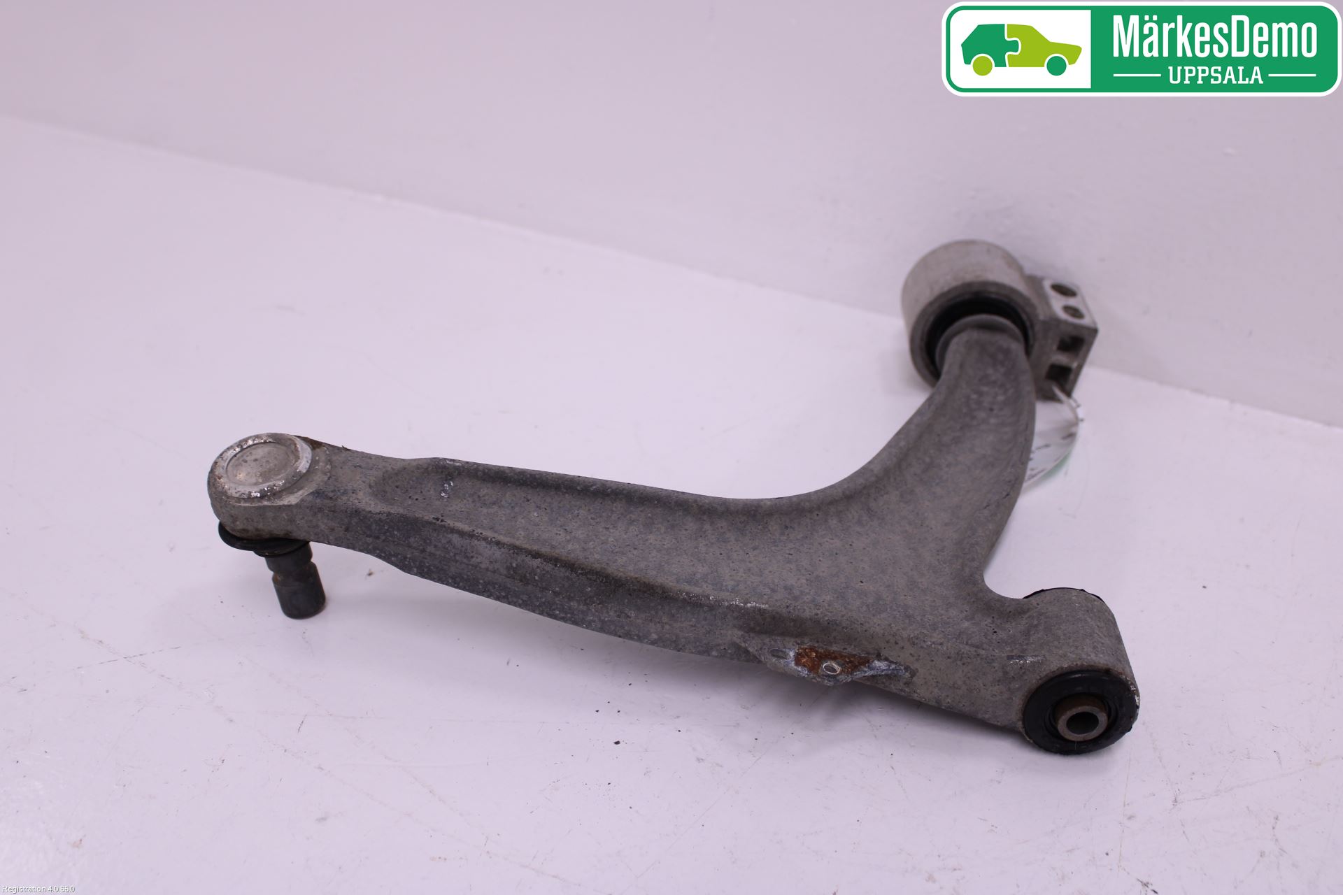 Saab 9-3 VER2/VER3 08-15 Bärarm Fram Undre Vä
