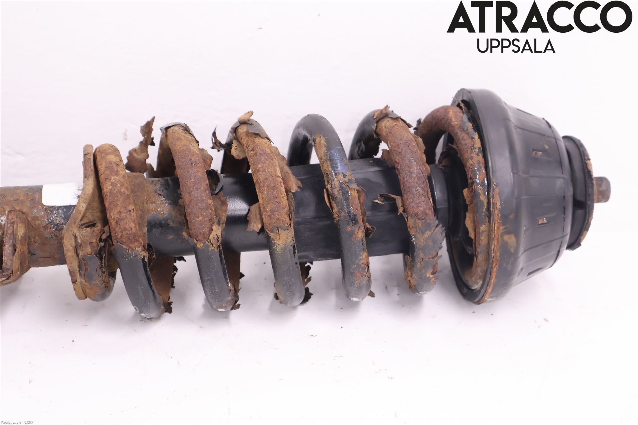 Volkswagen VW AMAROK 2H 10-22 Fjäderben Fram Vänster