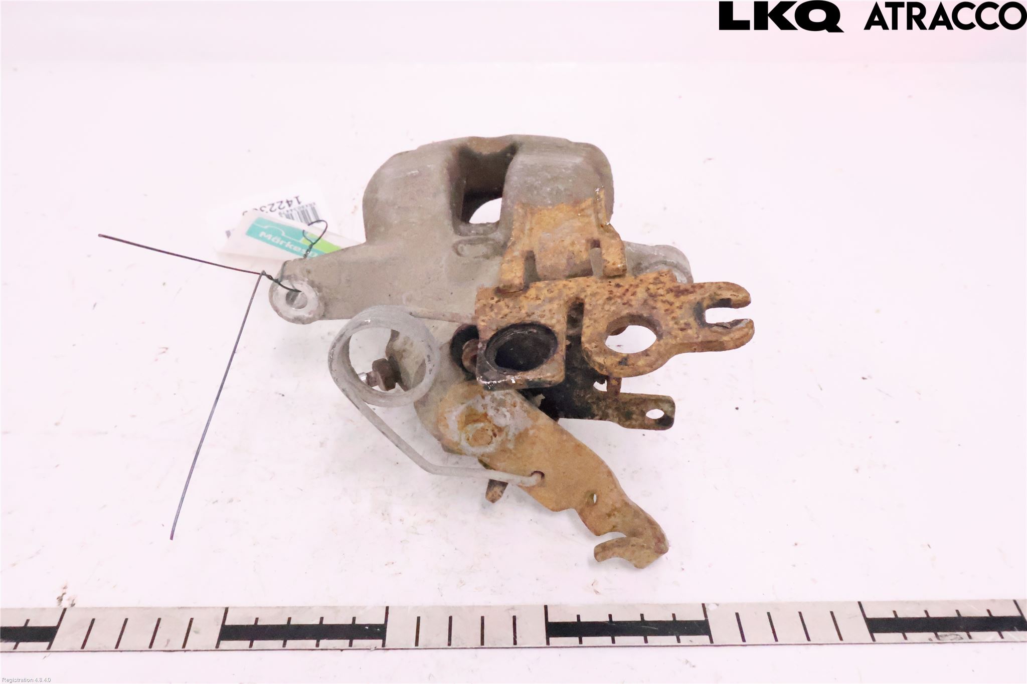 Volkswagen VW CADDY      04-10 Bromsok Bak Vänster