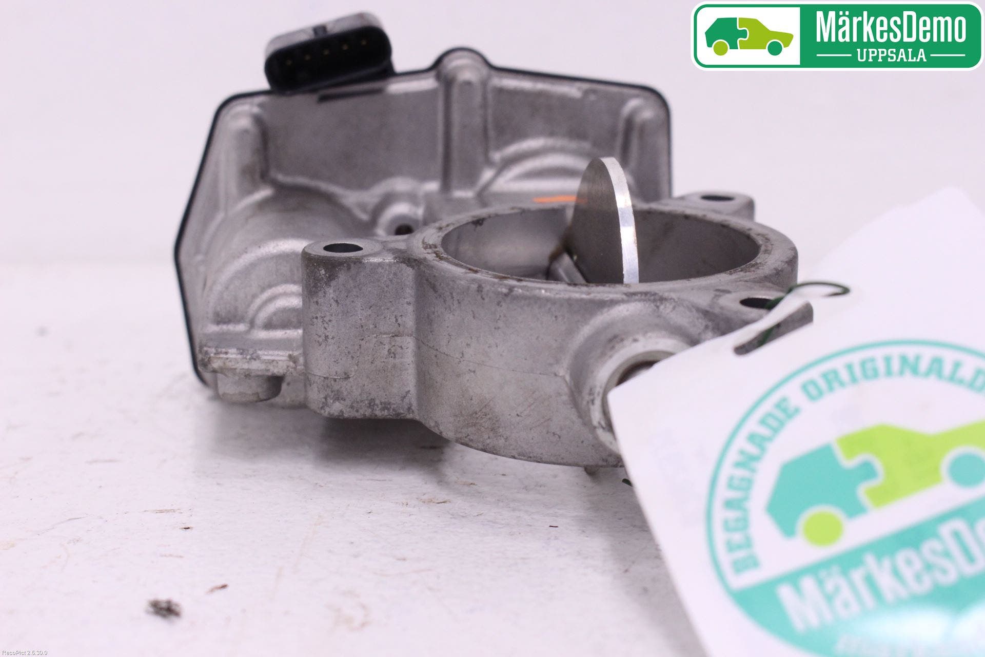 Mercedes-Benz MB E-KLASS (W213) 16-23 Injspjällhus