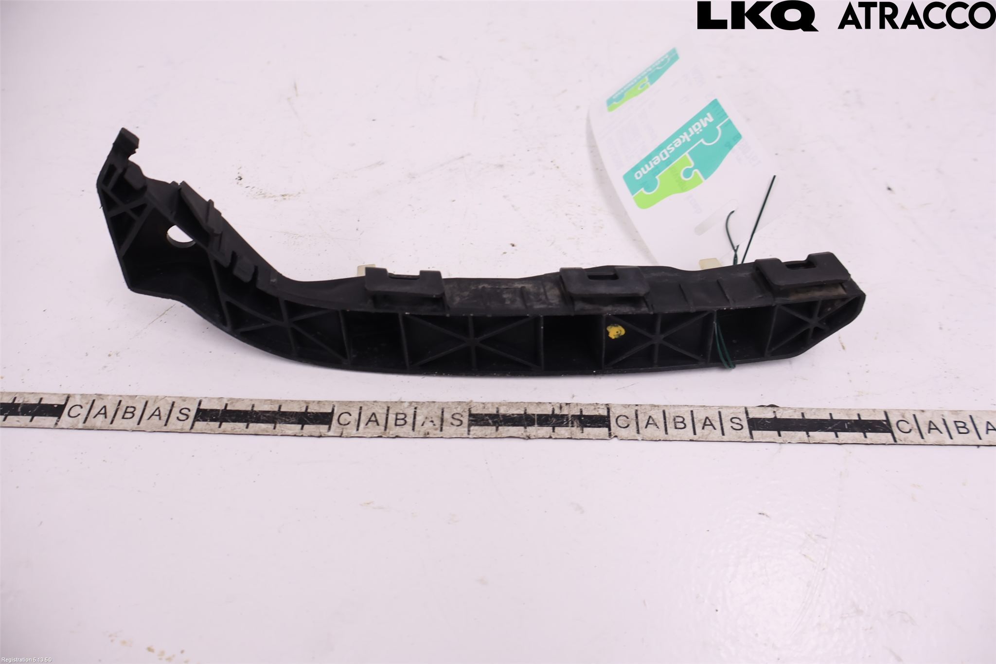 Hyundai i40 08-15 Skärmfäste Fram Vä