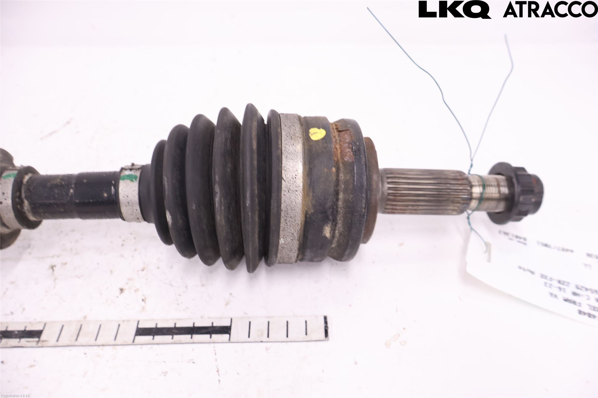 Toyota C-HR 16-23 Drivaxel Fram Vänster