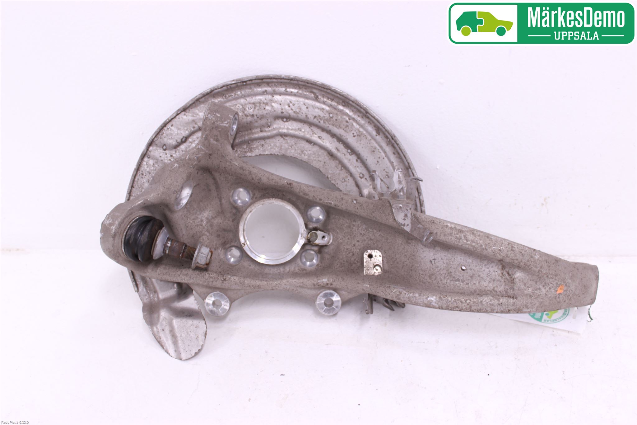 BMW 5 G30/G31/F90 17-23 Styrspindel Lagerhus Hö