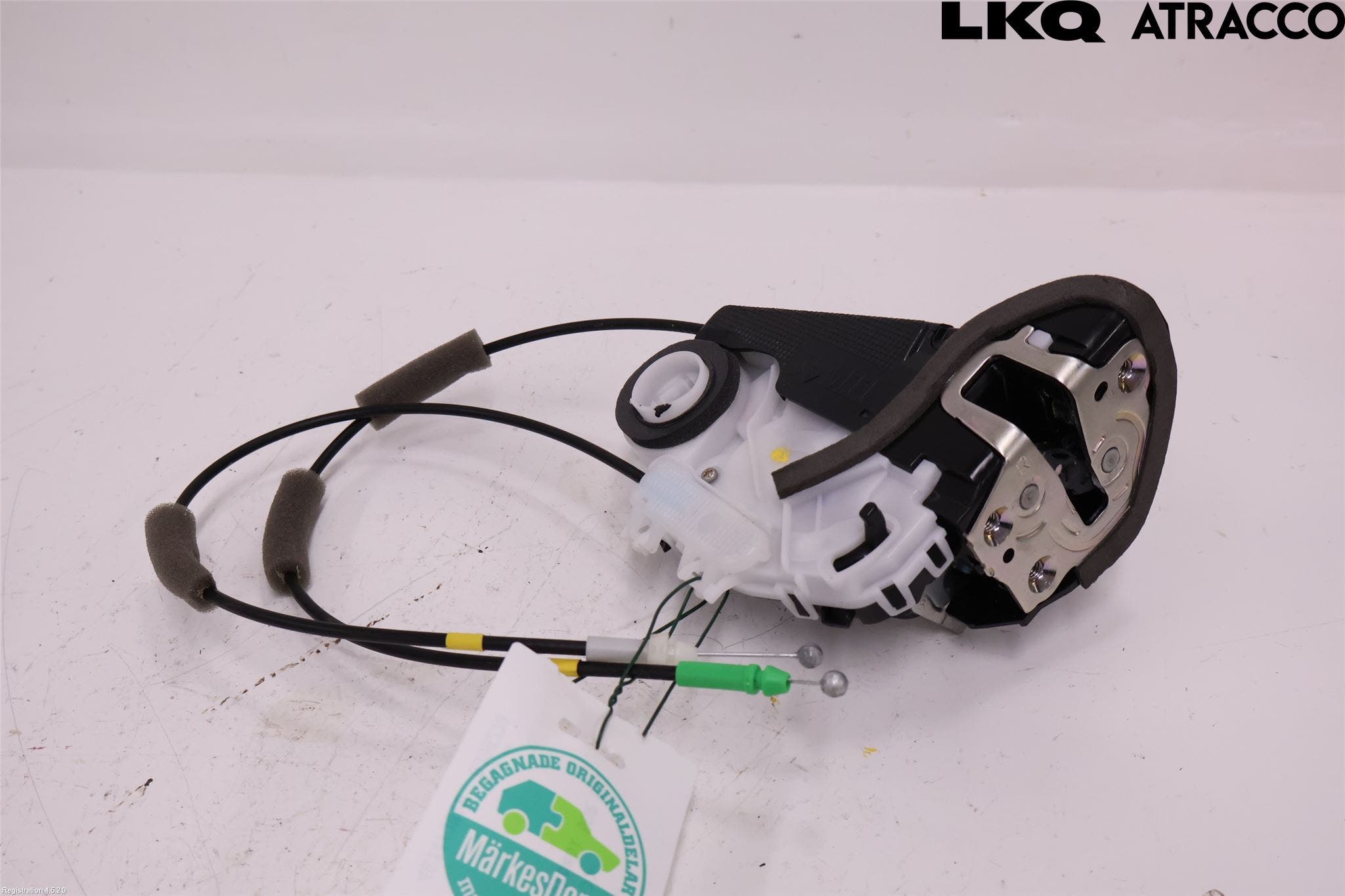 Toyota YARIS XP21 20- Låskista-Dörrlås