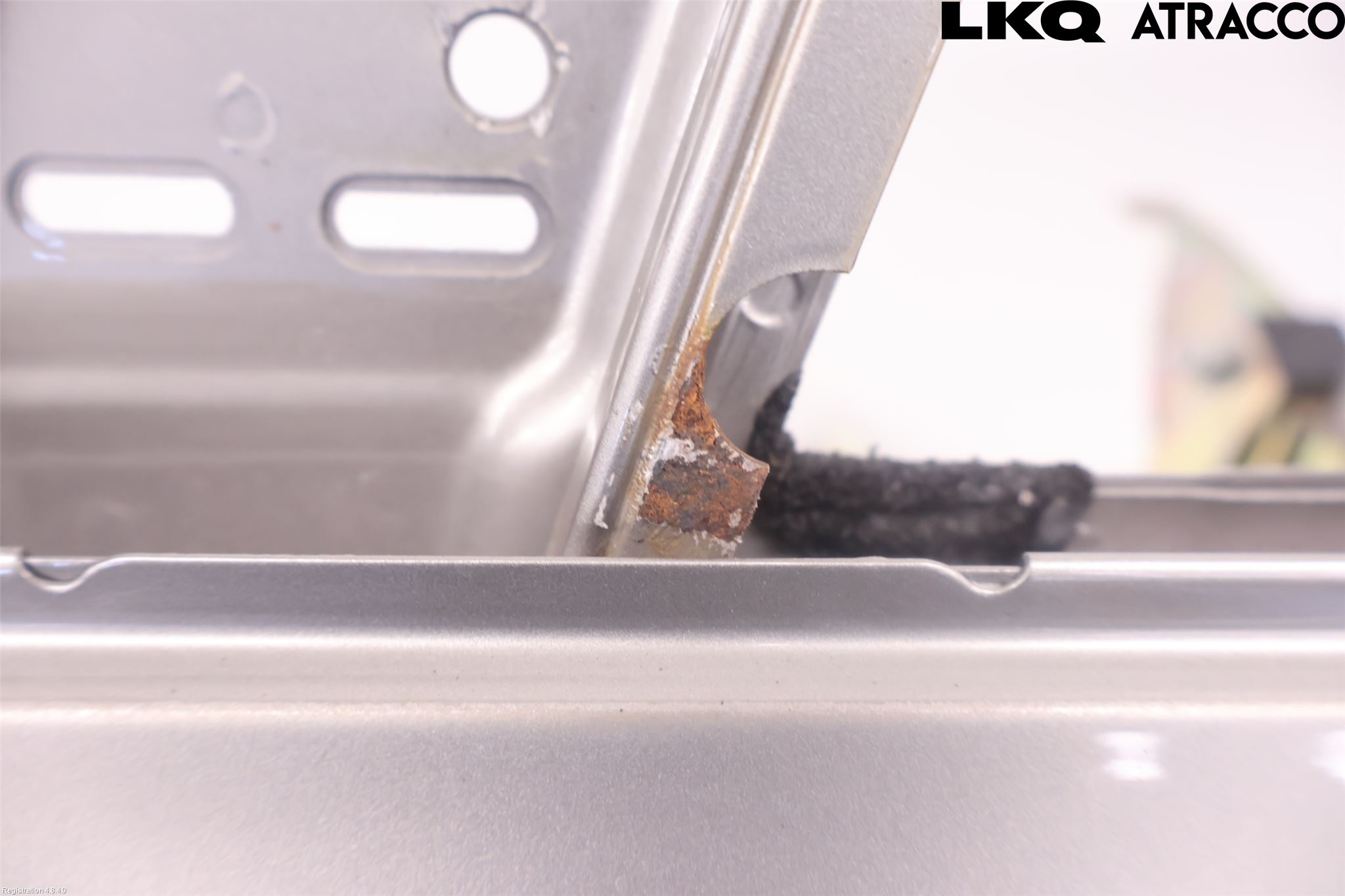 Volvo XC60 09-13 Dörr Fram Vänster