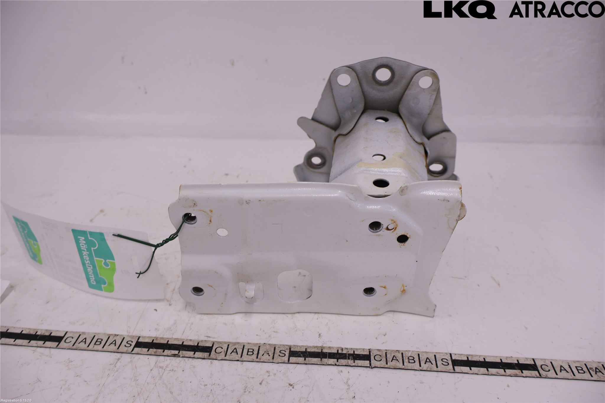 Toyota AURIS 13-19 Stötfångarbärjärn Bak