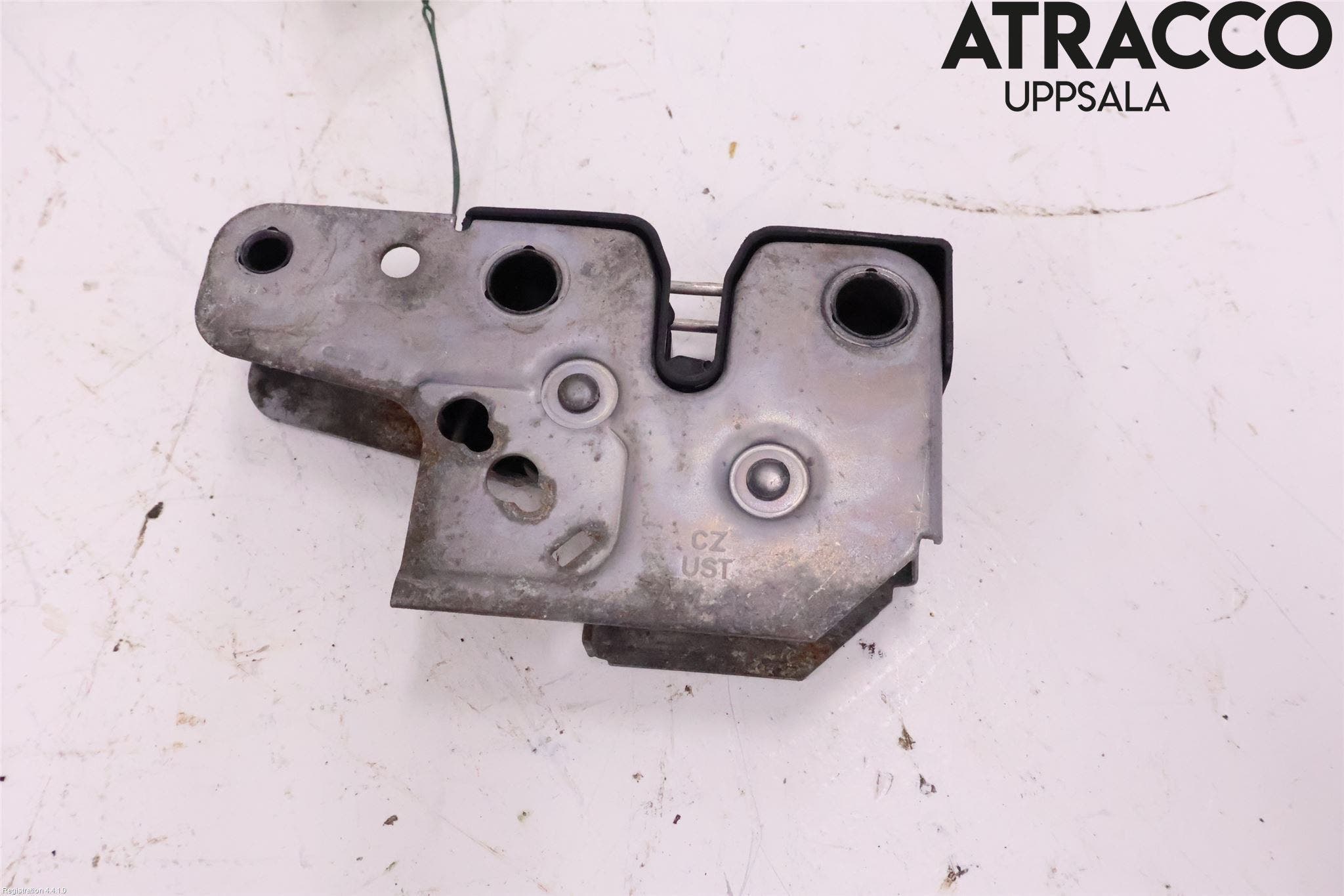 Volkswagen VW TRANSP/CARAVELLE (T5) 04-15 Huvlås