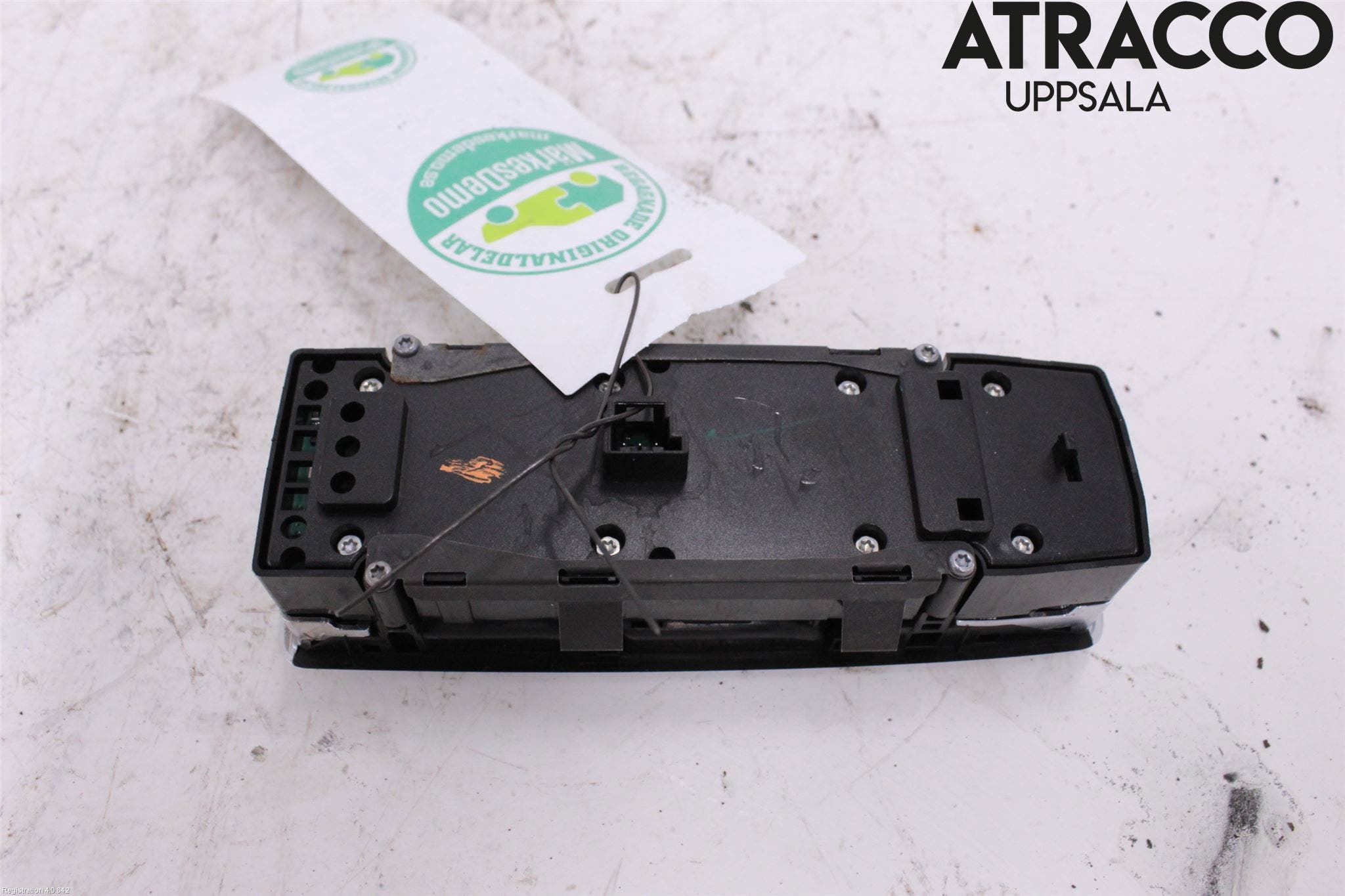 Mercedes-Benz MB E-KLASS (W212) 09-16 Strömställare Elhiss