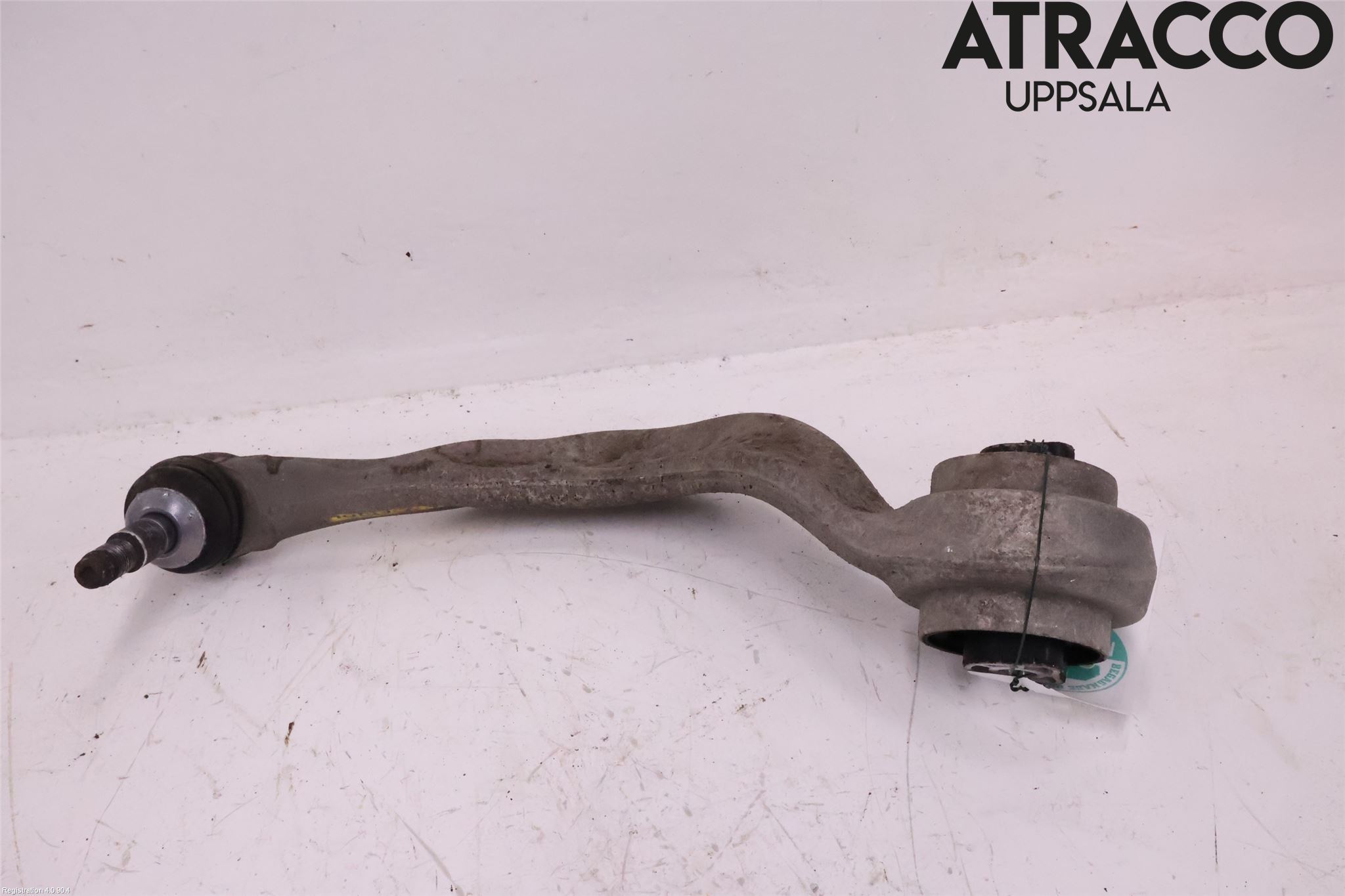 BMW 5 G30/G31/F90 17-23 Bärarm Fram Undre Vä