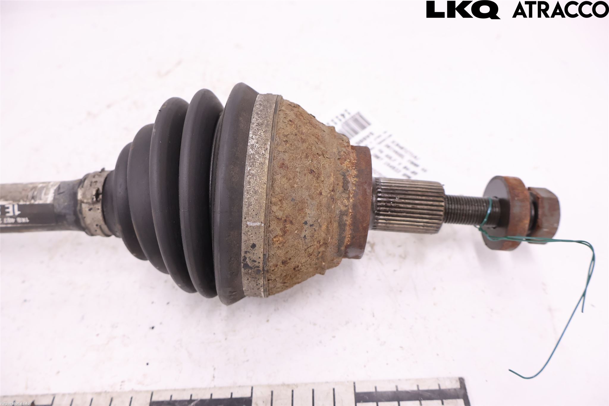 Volkswagen VW GOLF V 04-09 Drivaxel Fram Vänster