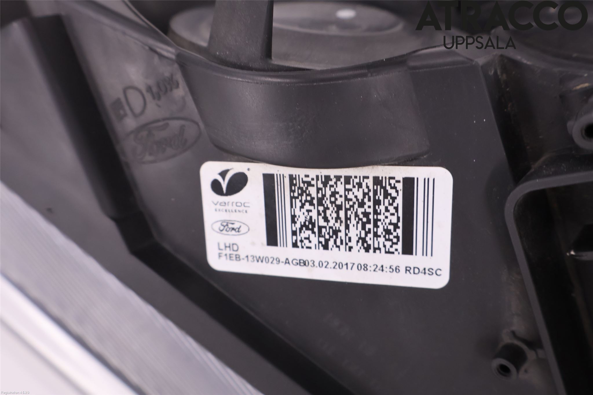 Ford FOCUS 15-18 Strålkastare Höger