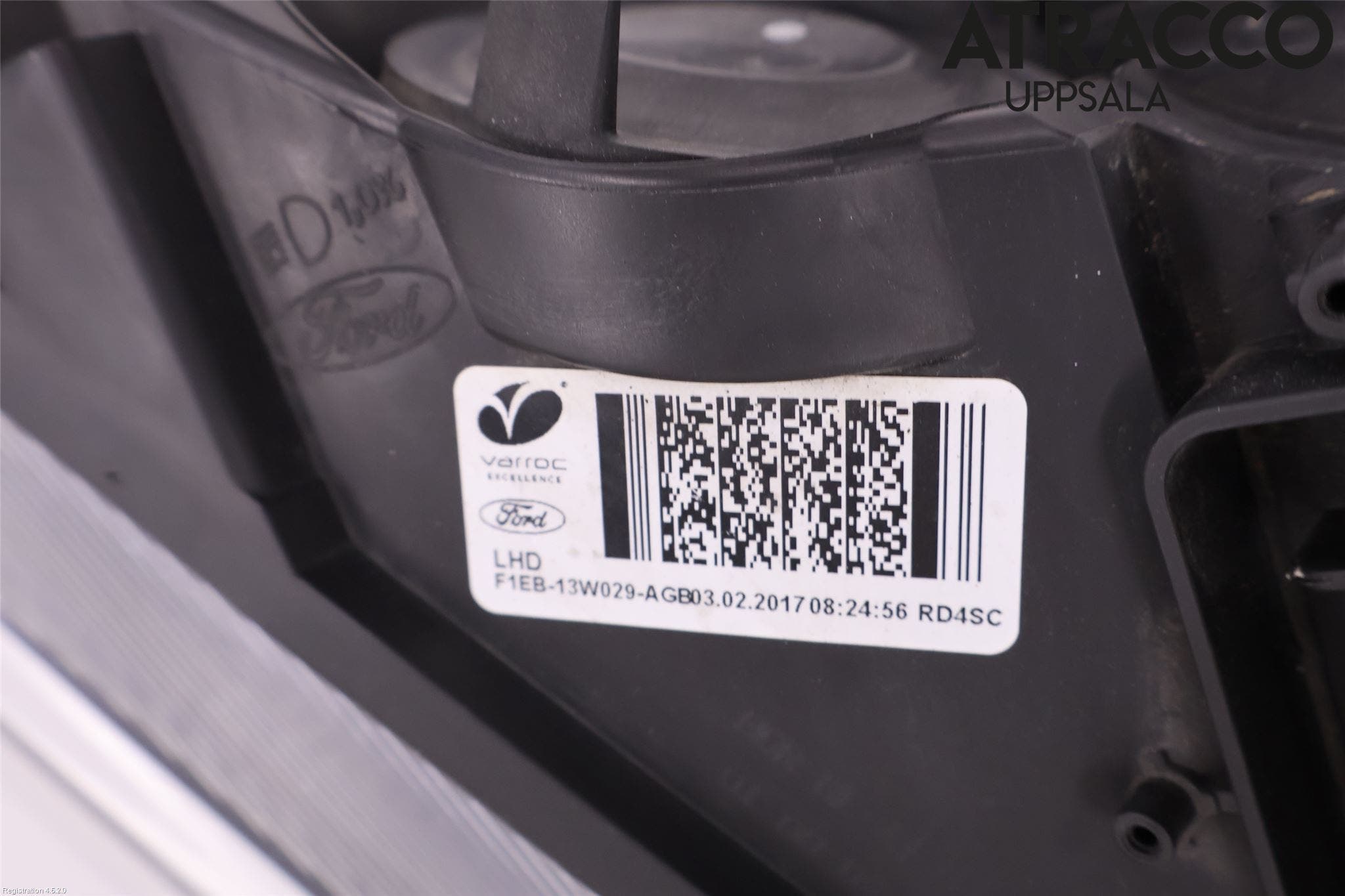 Ford FOCUS 15-18 Strålkastare Höger