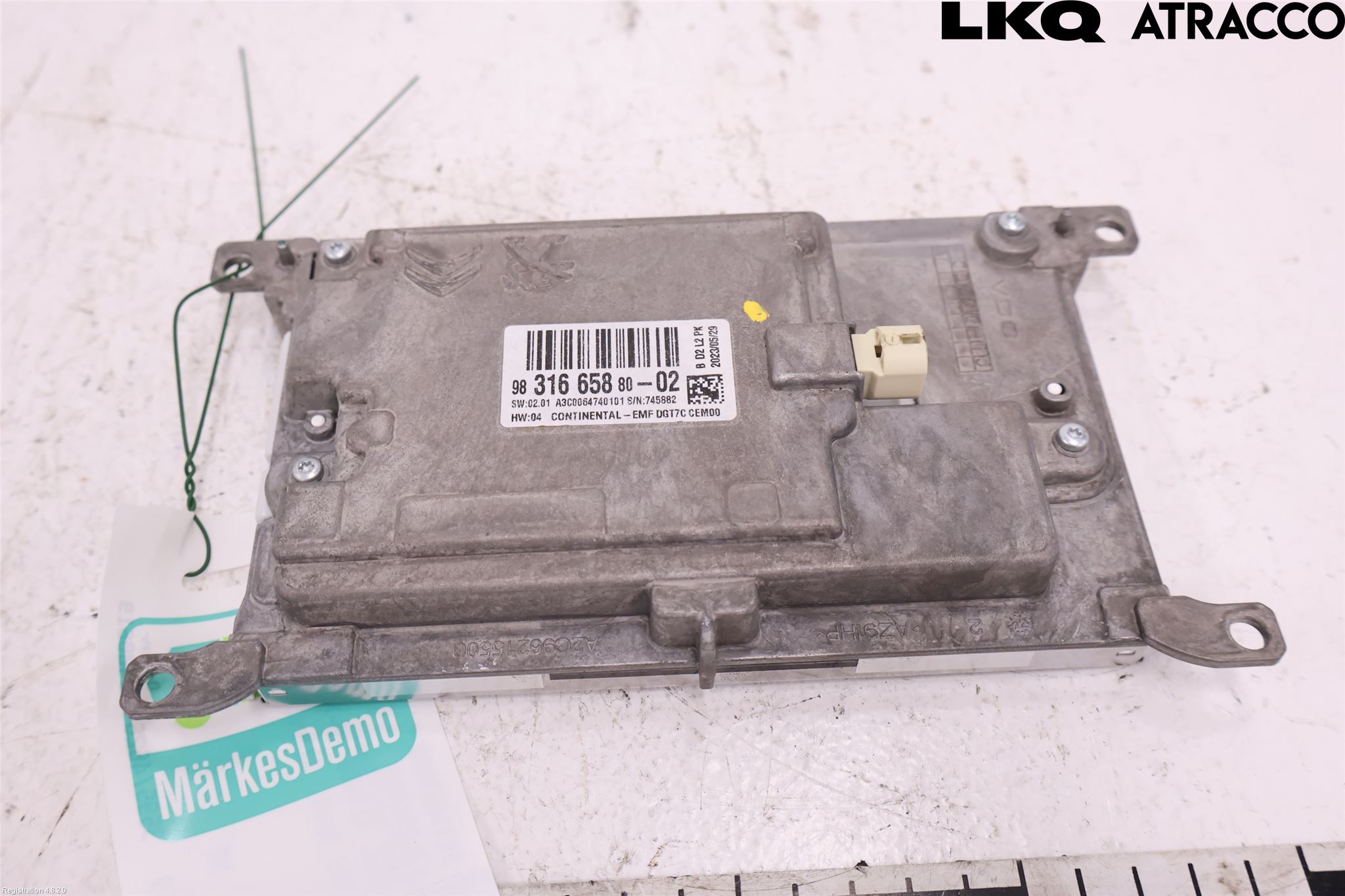 Opel VIVARO 20- Bildskärm