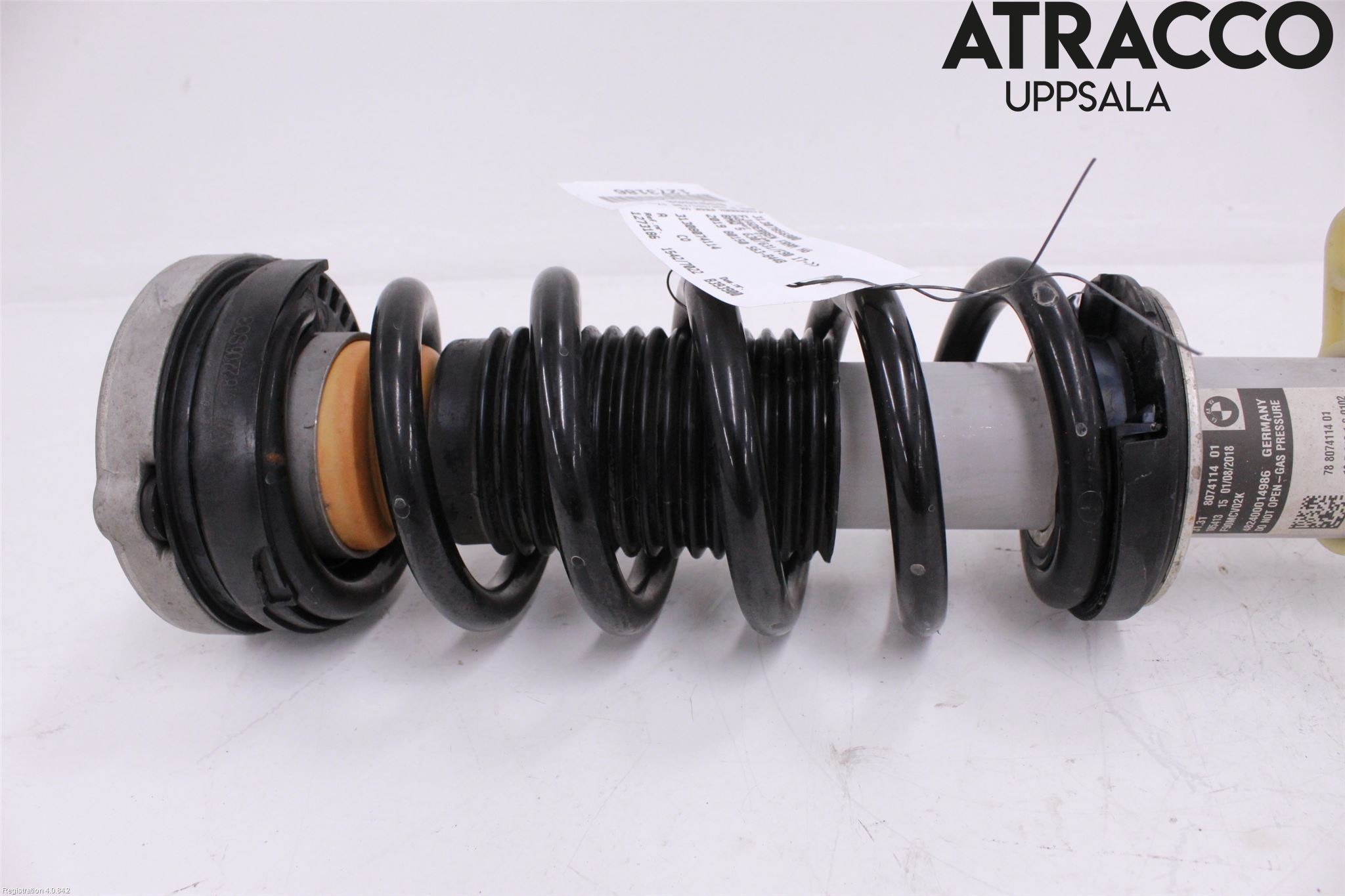 BMW 5 G30/G31/F90 17-23 Fjäderben Fram Höger