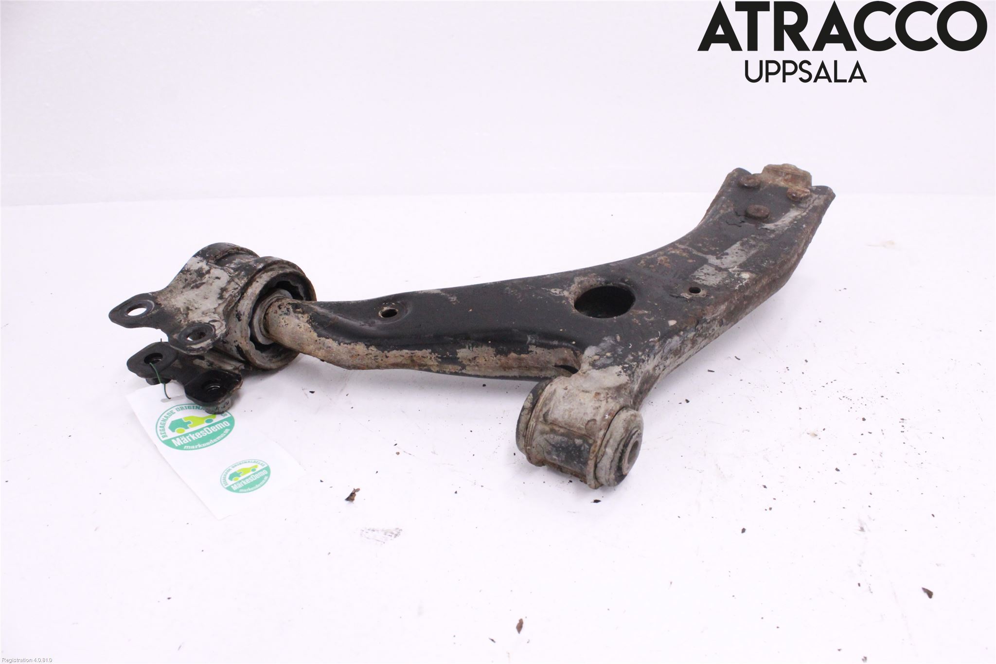 Volvo V50 08-12 Bärarm Fram Undre Hö