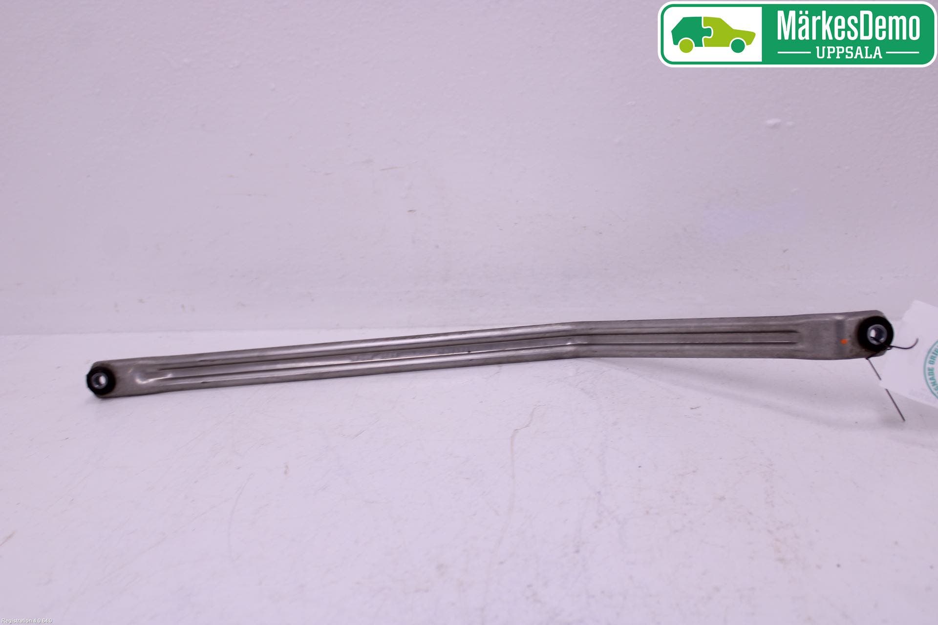 BMW 3 G20/G21/G80/G81 19- Bränsletanksband