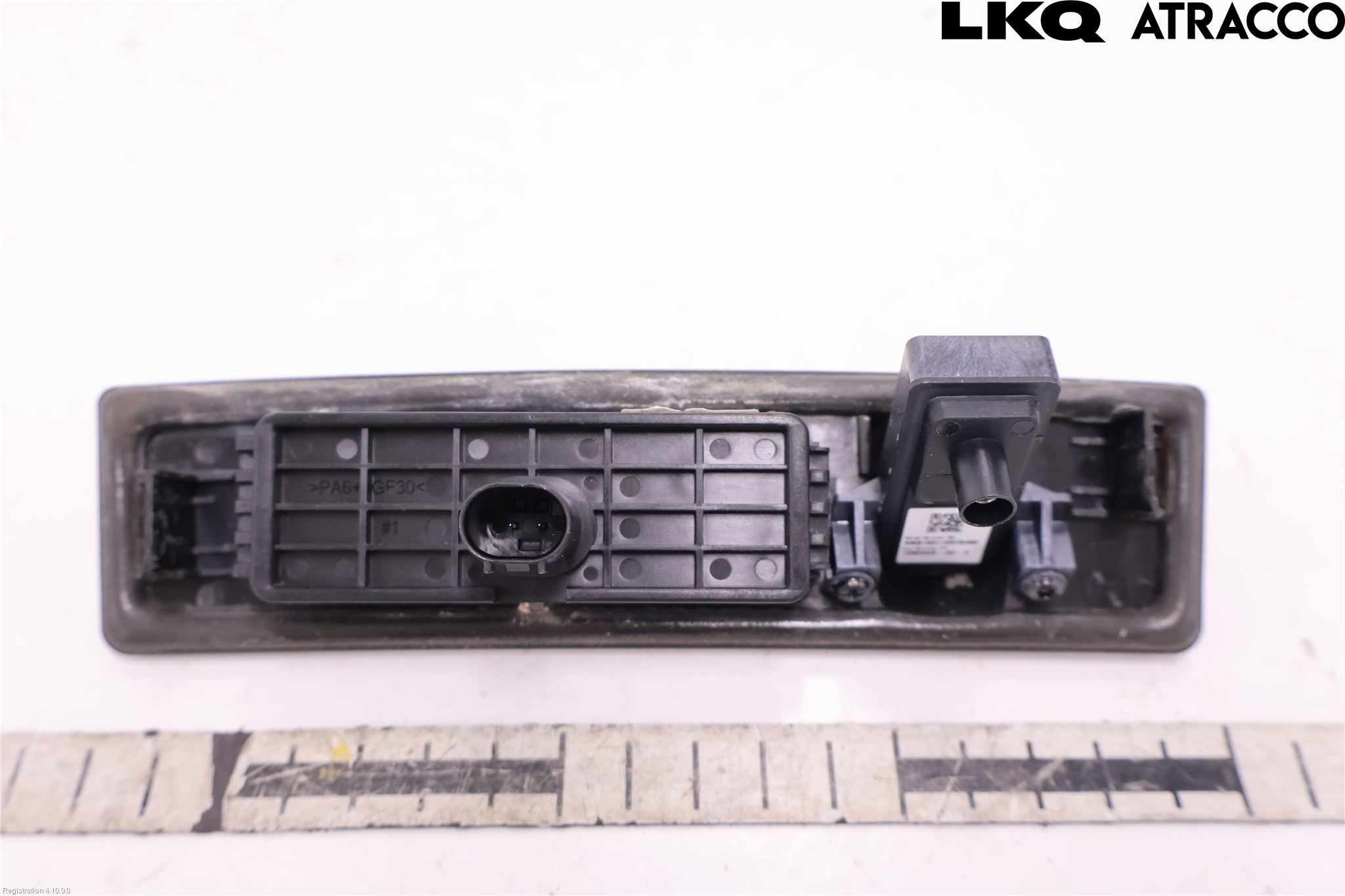 Tesla MODEL 3 17- Bakluckehandtag