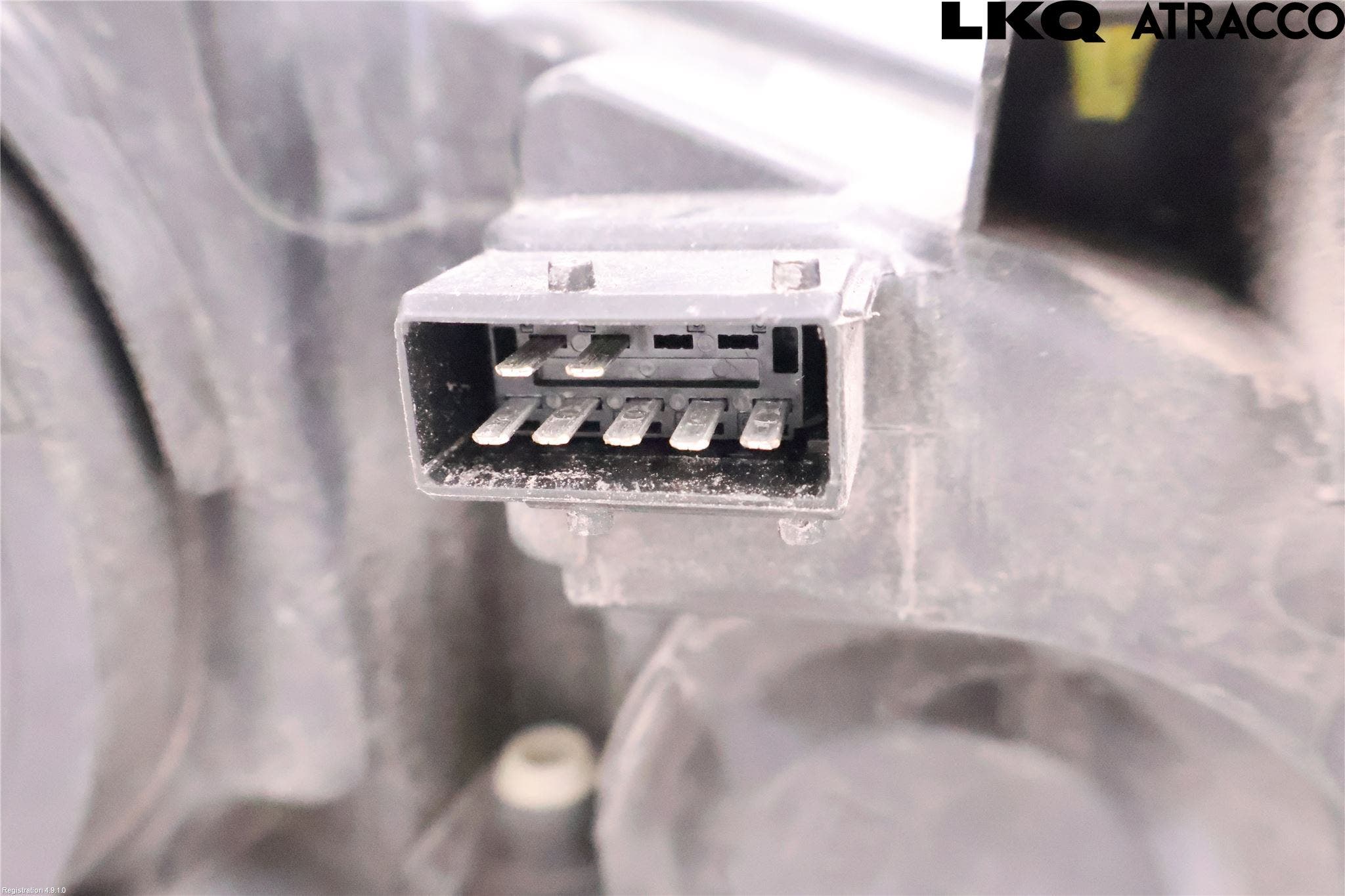 Peugeot 207 Strålkastare Vänster