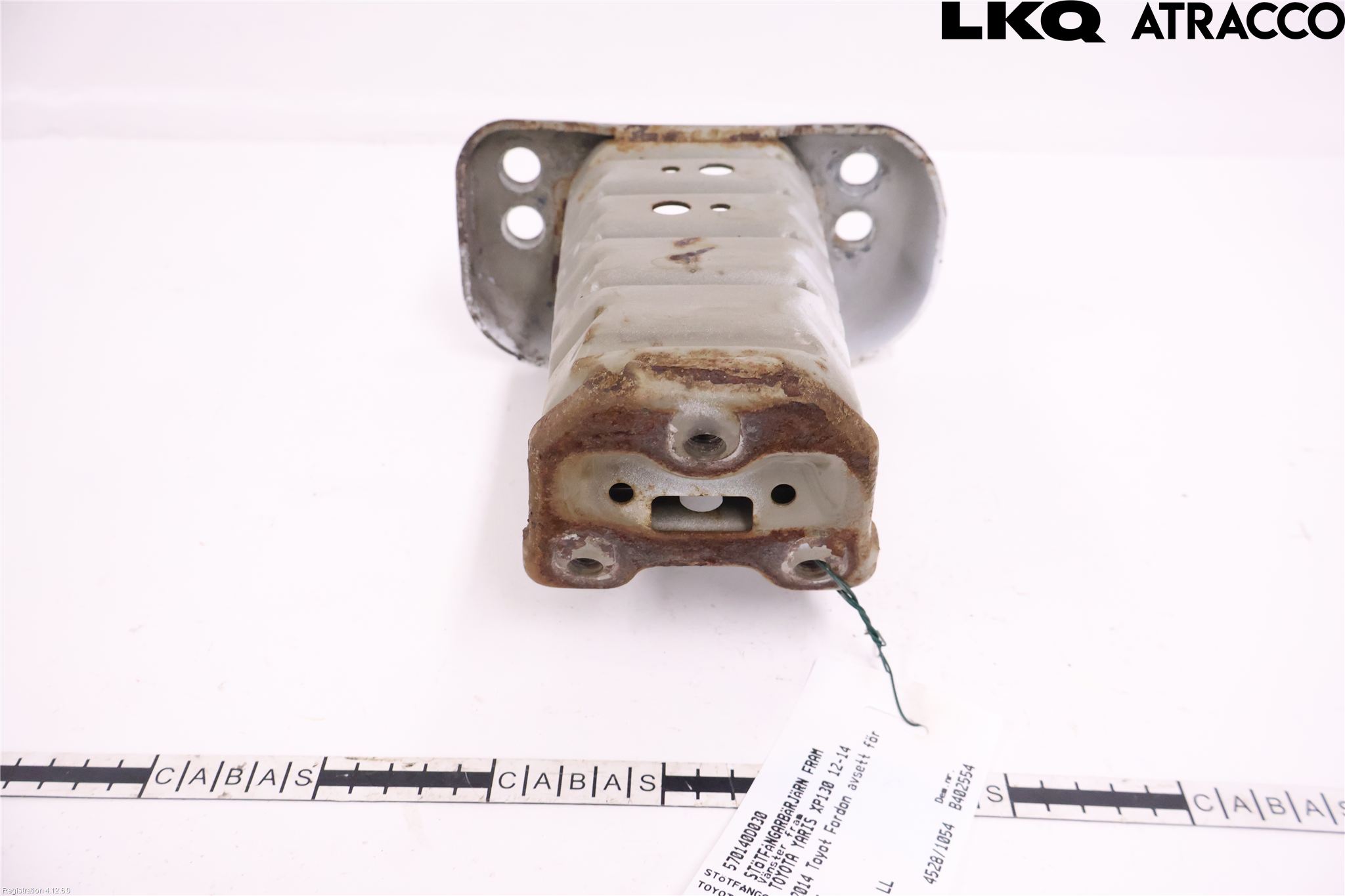 Toyota YARIS XP130 12-14 Stötfångarbärjärn Fram