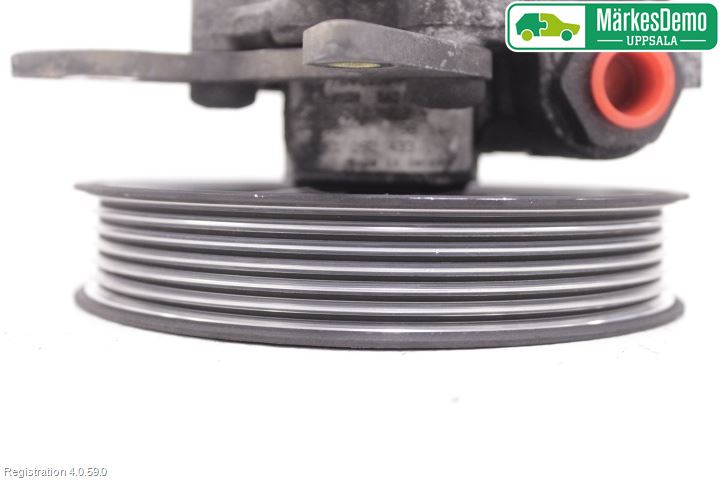 BMW 3 E36      91-00 Styrservopump