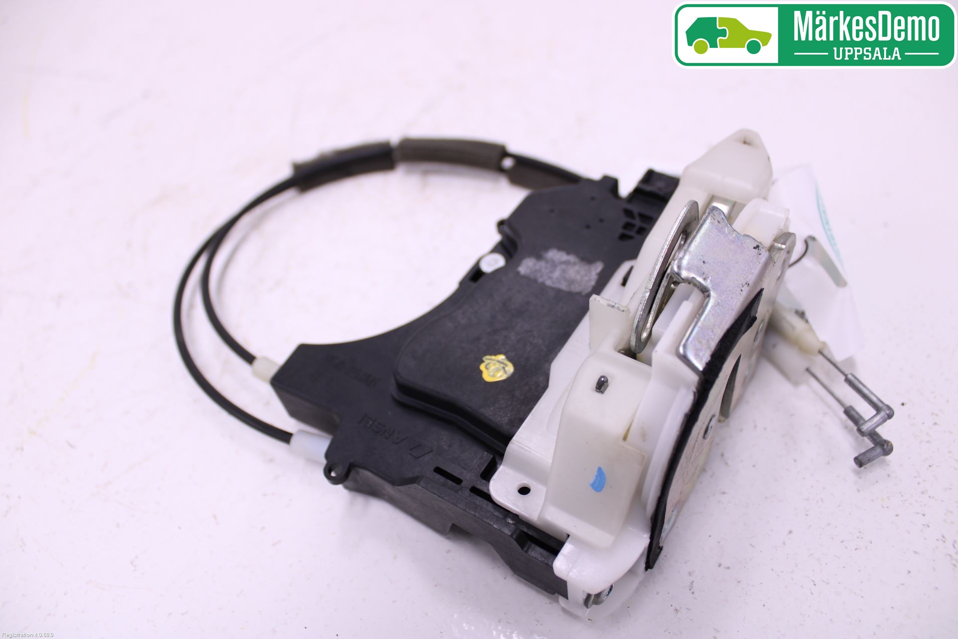 Mitsubishi L200 06-15 Låskista-Dörrlås