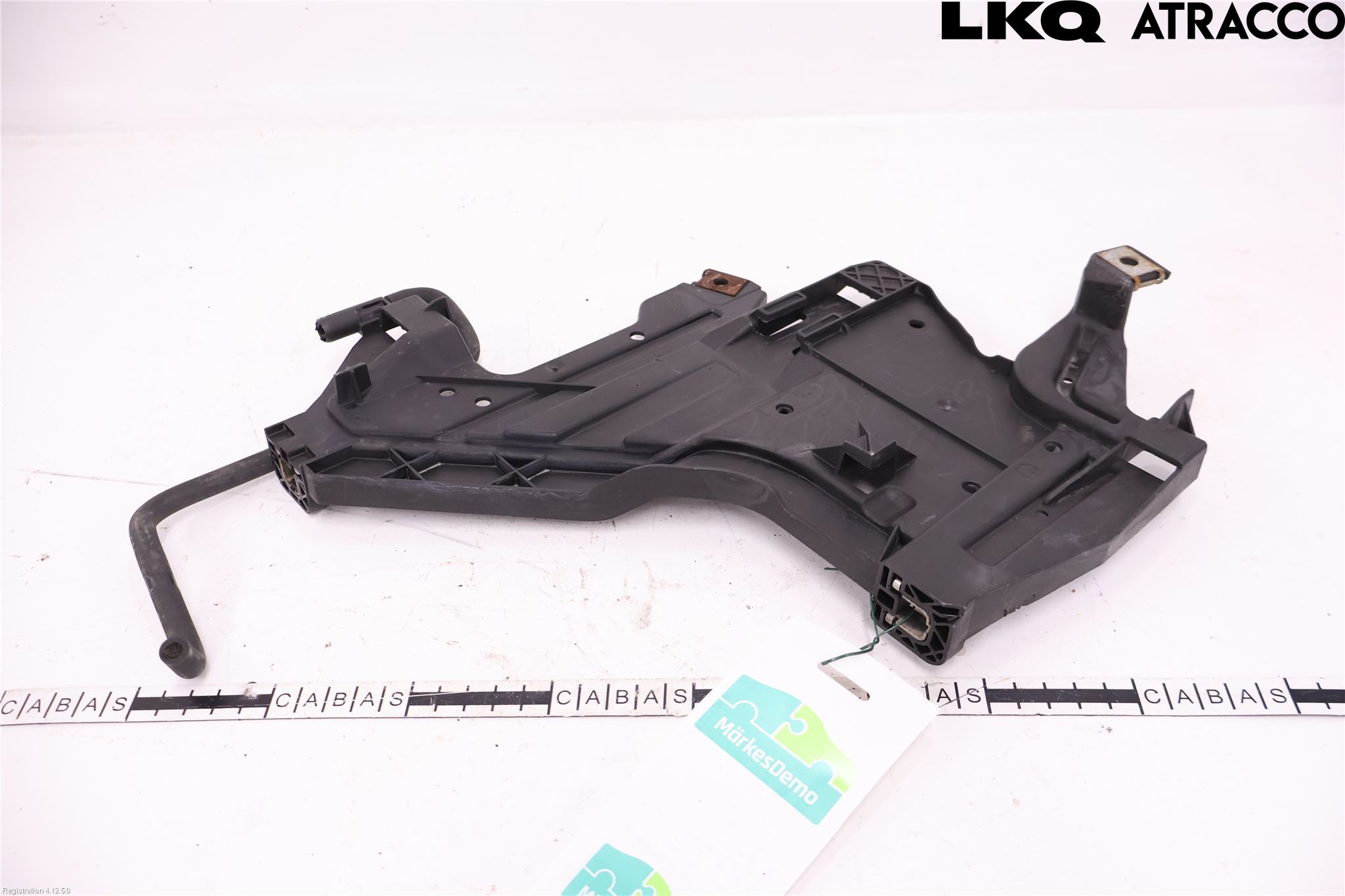 Audi A4 ALLROAD 09-16 Strålkast Fästsarg