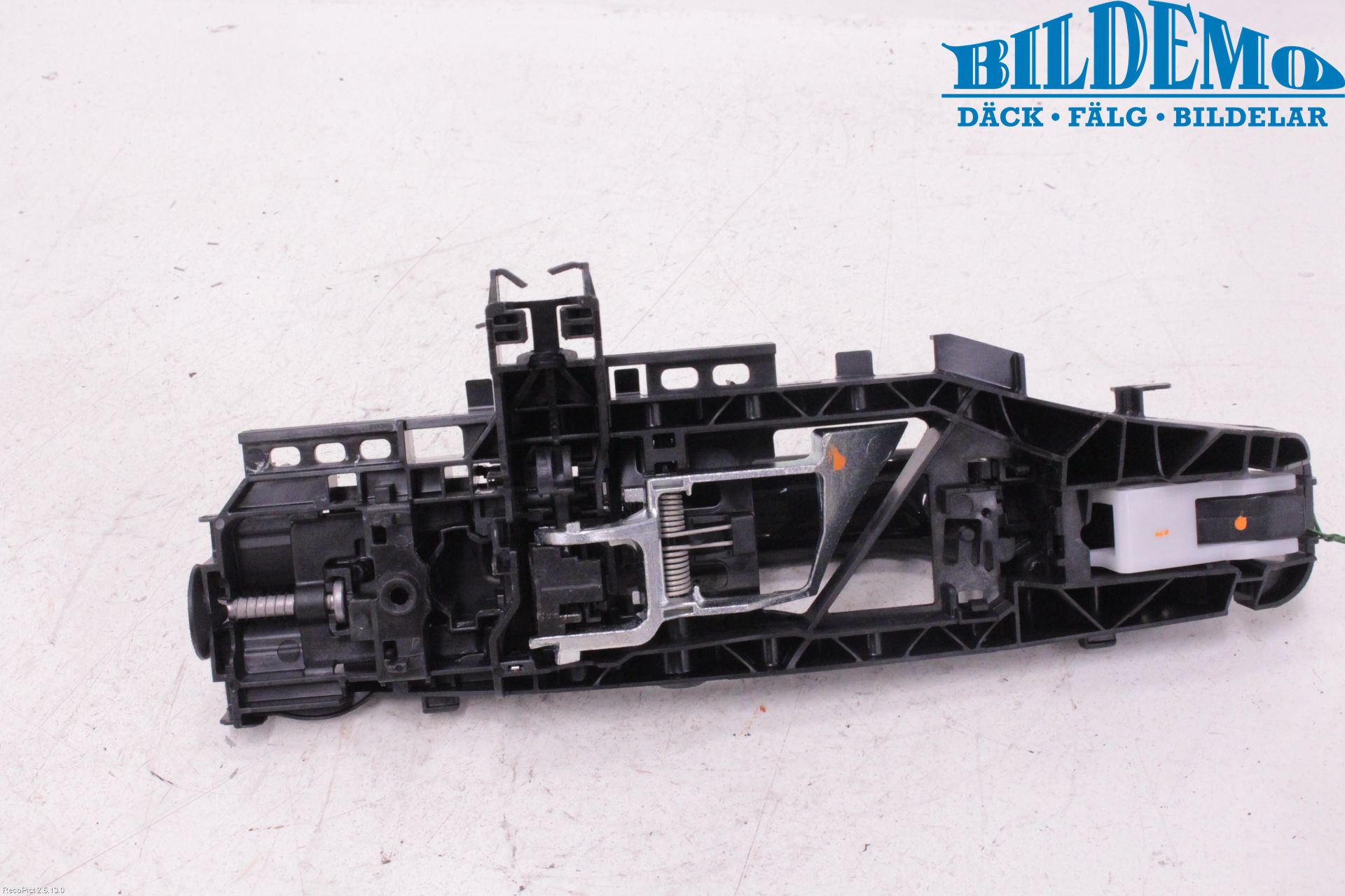 Mercedes-Benz MB E-KLASS (W213) 16-23 Dörrhandtag Yttre Hö