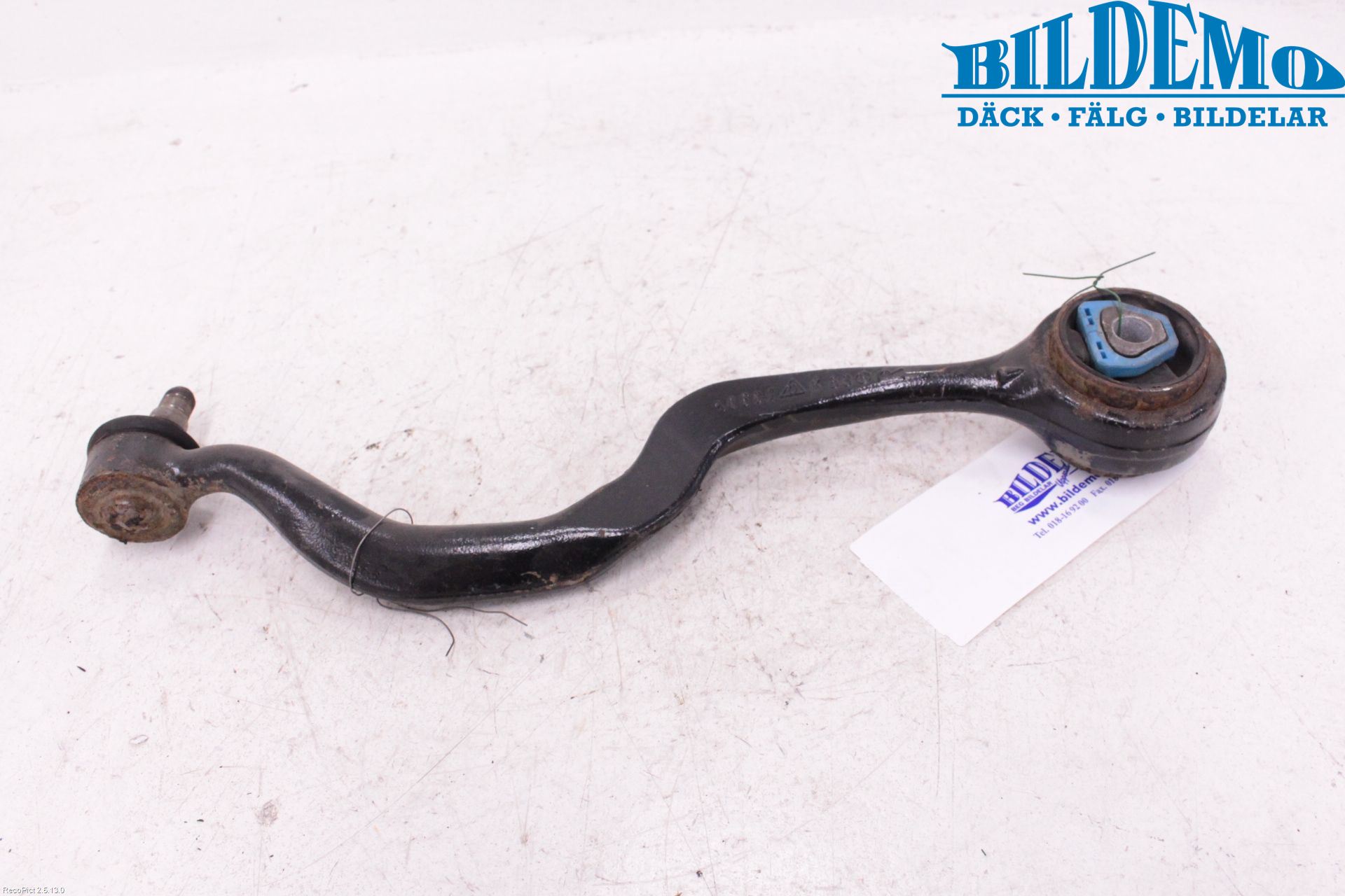 BMW 5 E34      88-96 Bärarm Fram Undre Hö