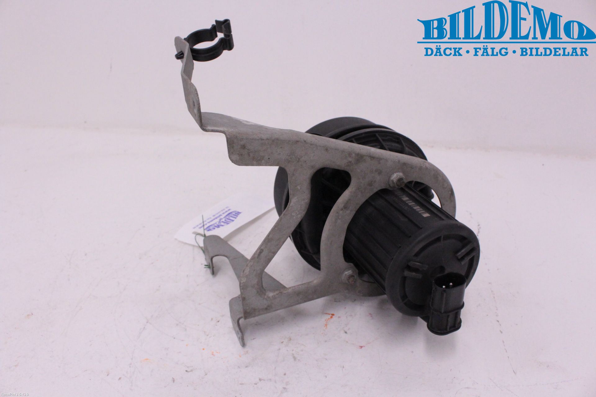 BMW 5 E60/61 Sed/Tou 02-10 Luftpump-Avgasrening