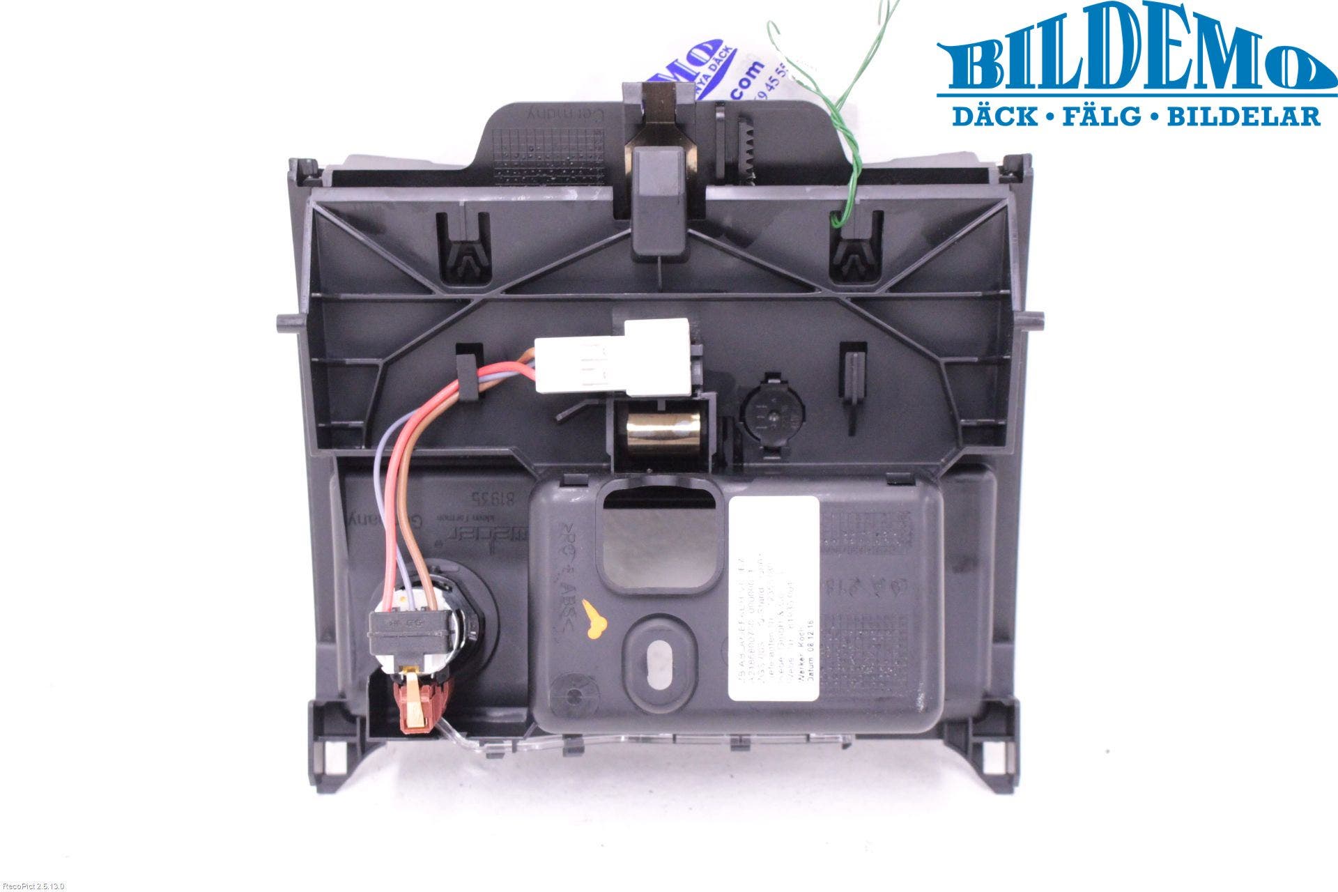 Mercedes-Benz MB CLS (C218/X218) 11-17 Instrumentbräda Förvaringsfack