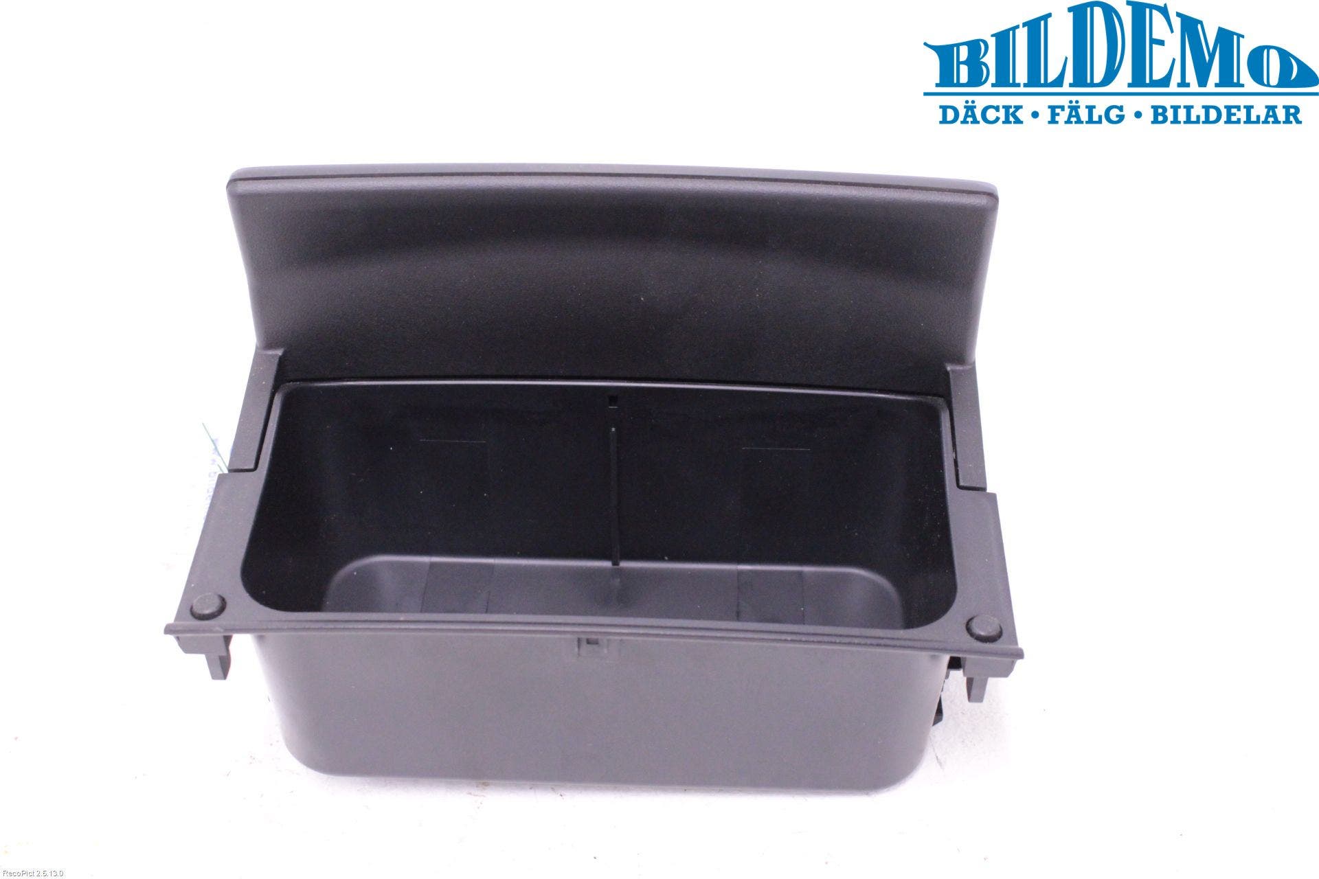 Mercedes-Benz MB CLS (C218/X218) 11-17 Instrumentbräda Förvaringsfack