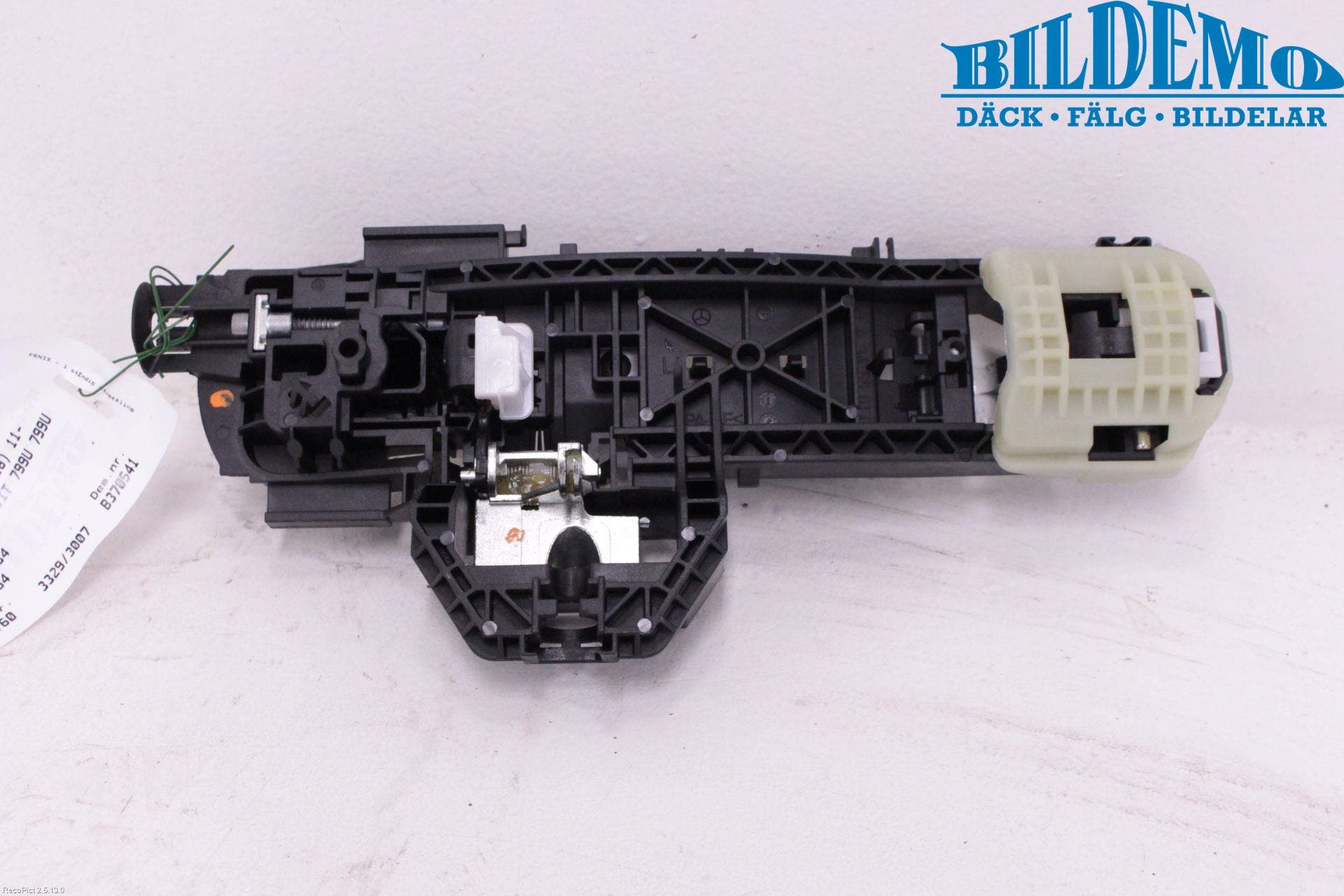 Mercedes-Benz MB CLS (C218/X218) 11-17 Dörrhandtag Yttre Vä