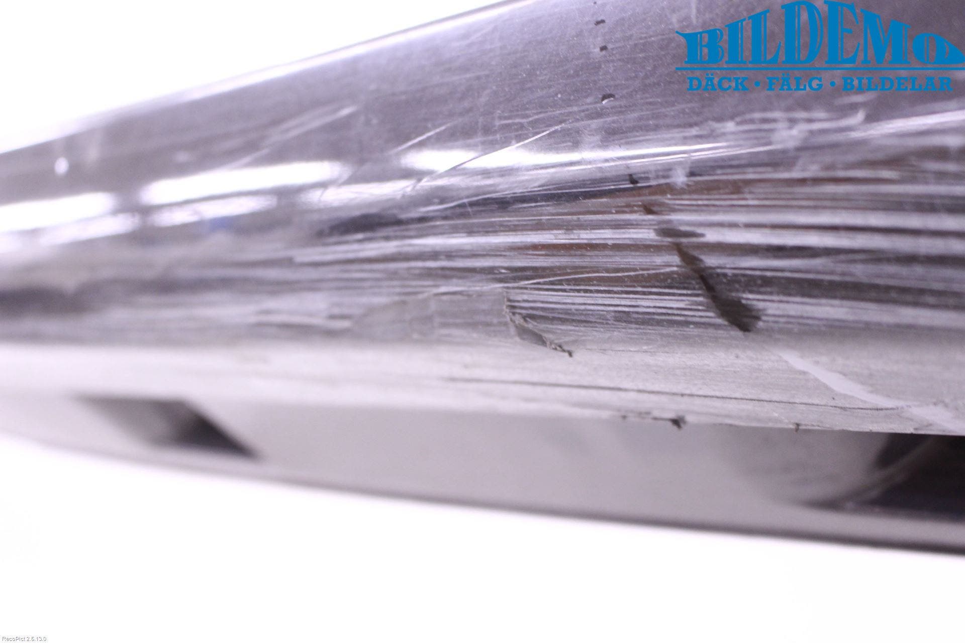 Saab 9-5 06-10 Sidokjol Hö