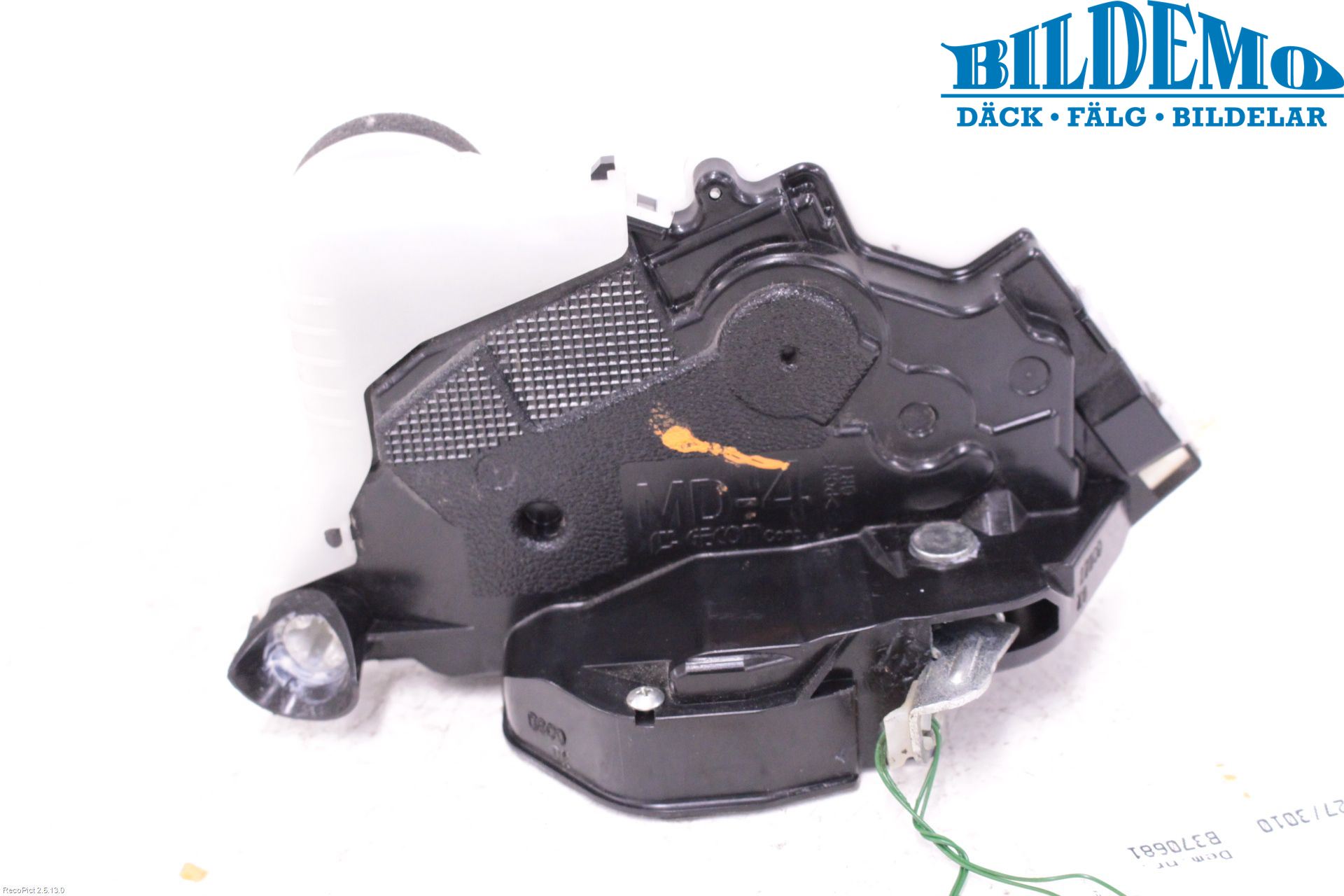 Toyota YARIS XP90 06-11 Låskista-Dörrlås