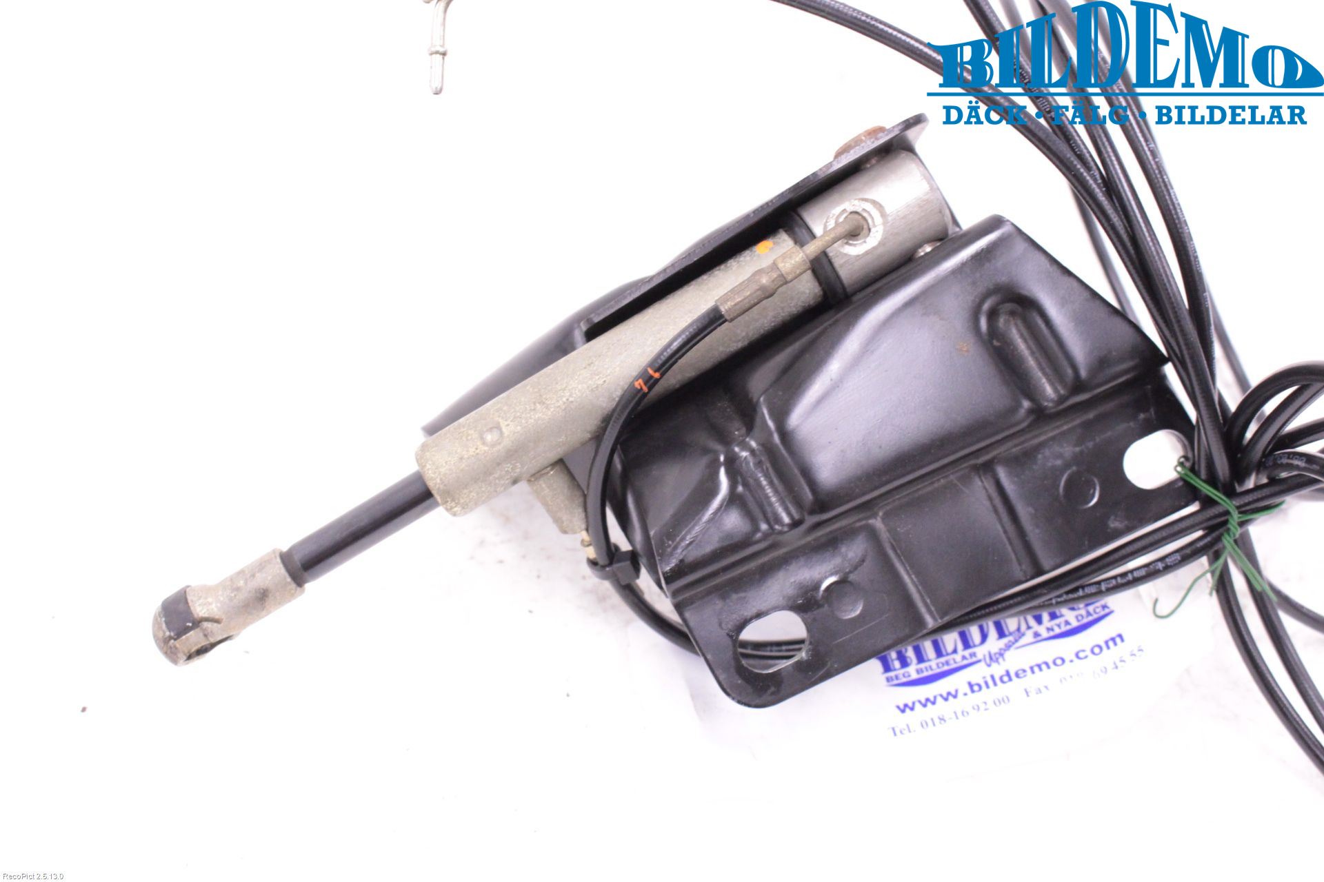 BMW 3 E46      98-05 Gasfjäder Baklucka