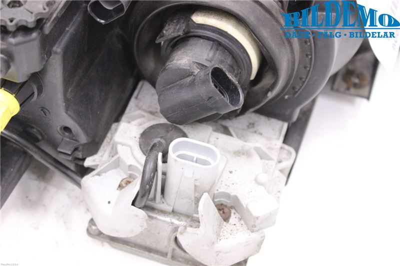 BMW 3 E46      98-05 Strålkastare Vänster