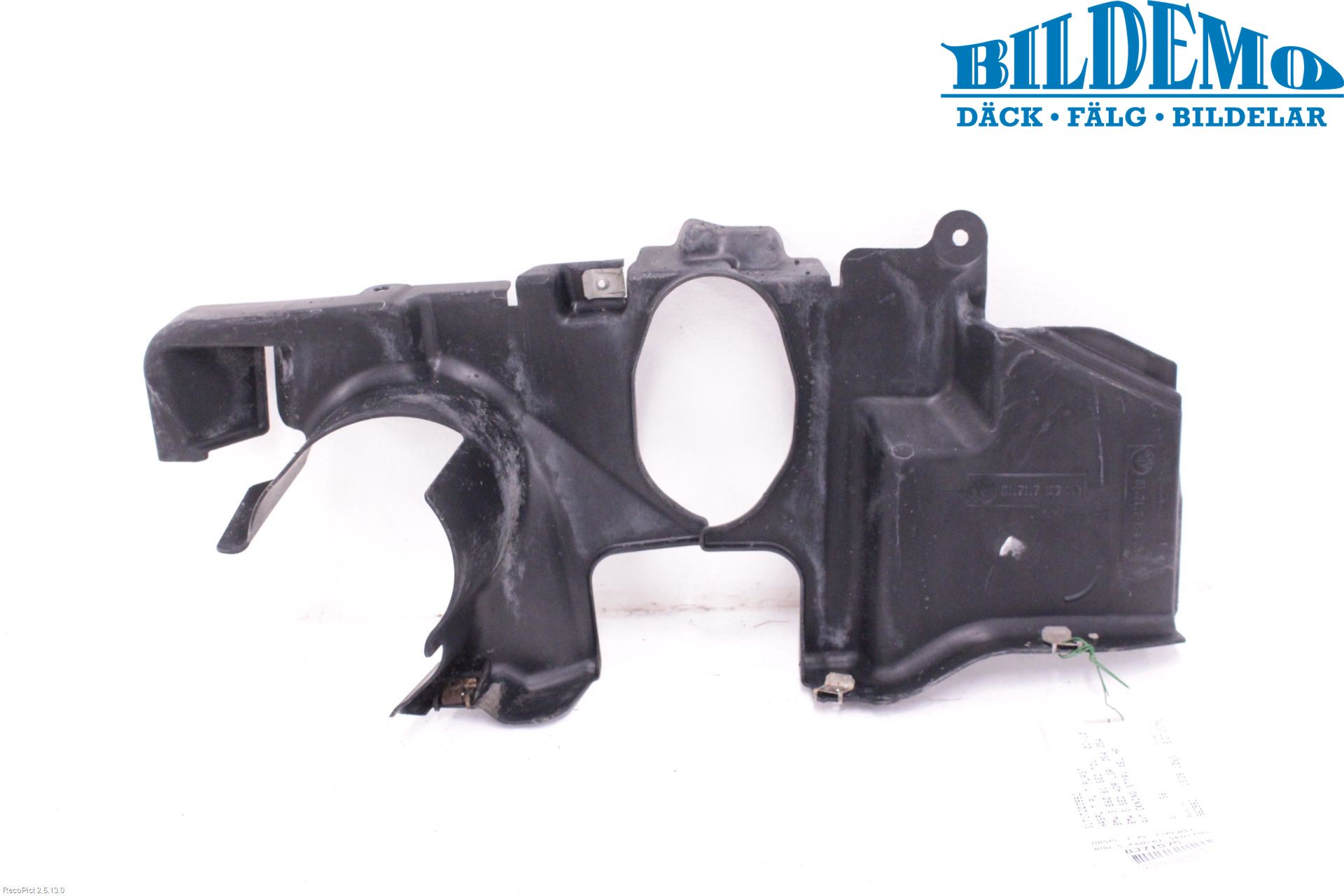 BMW 5 E60/61 Sed/Tou 02-10 Hasplåt Plåt-Plast