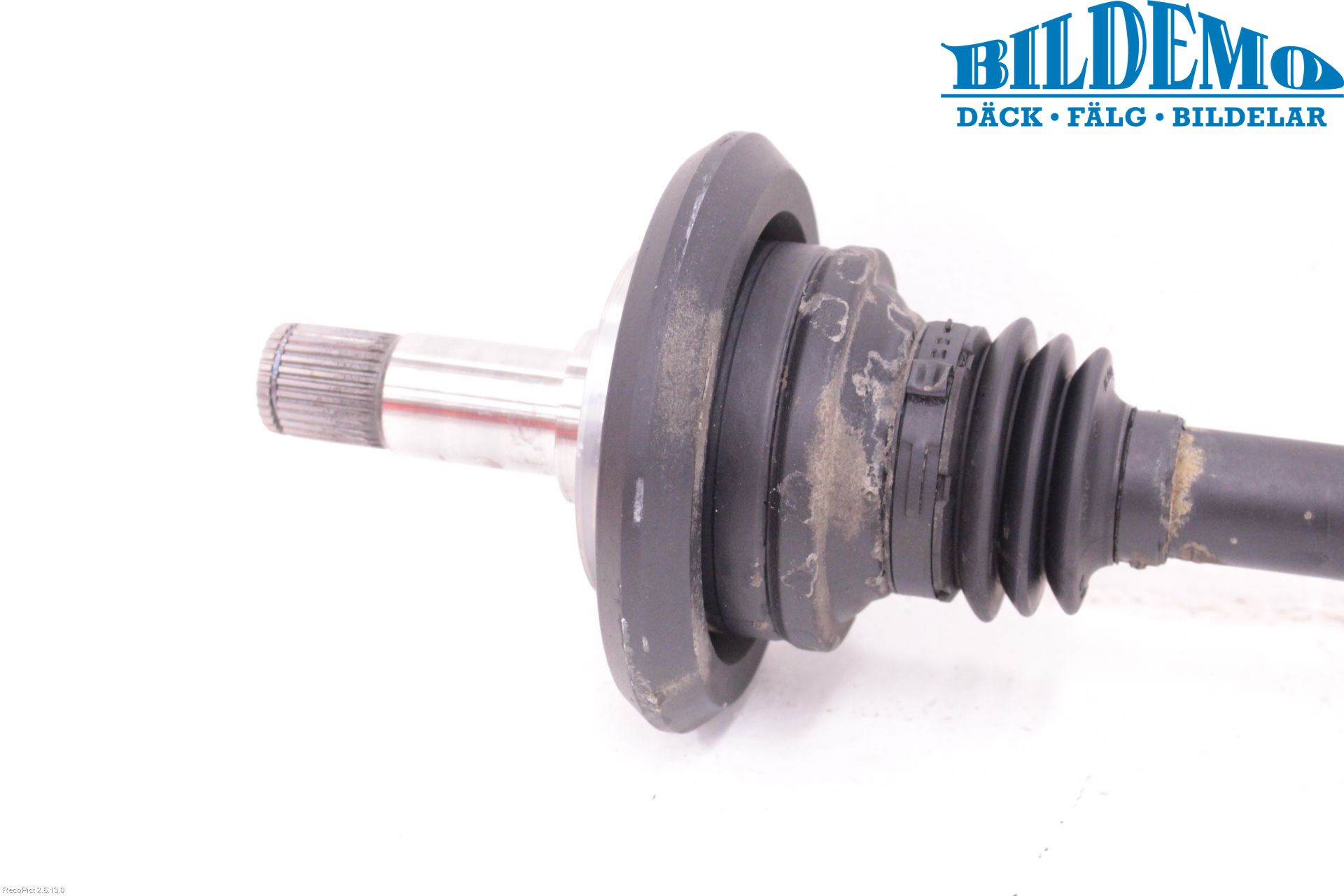 Mercedes-Benz MB E-KLASS (W213) 16-23 Drivaxel Bak Vänster