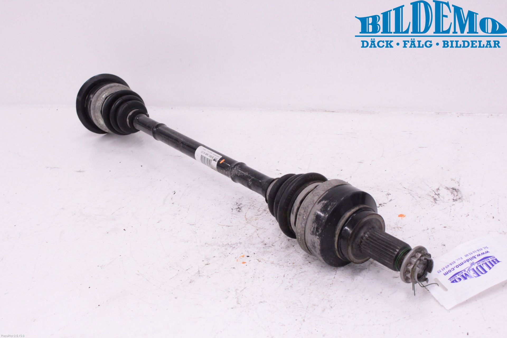 BMW 1 F20/F21 11-19 Drivaxel Bak Höger