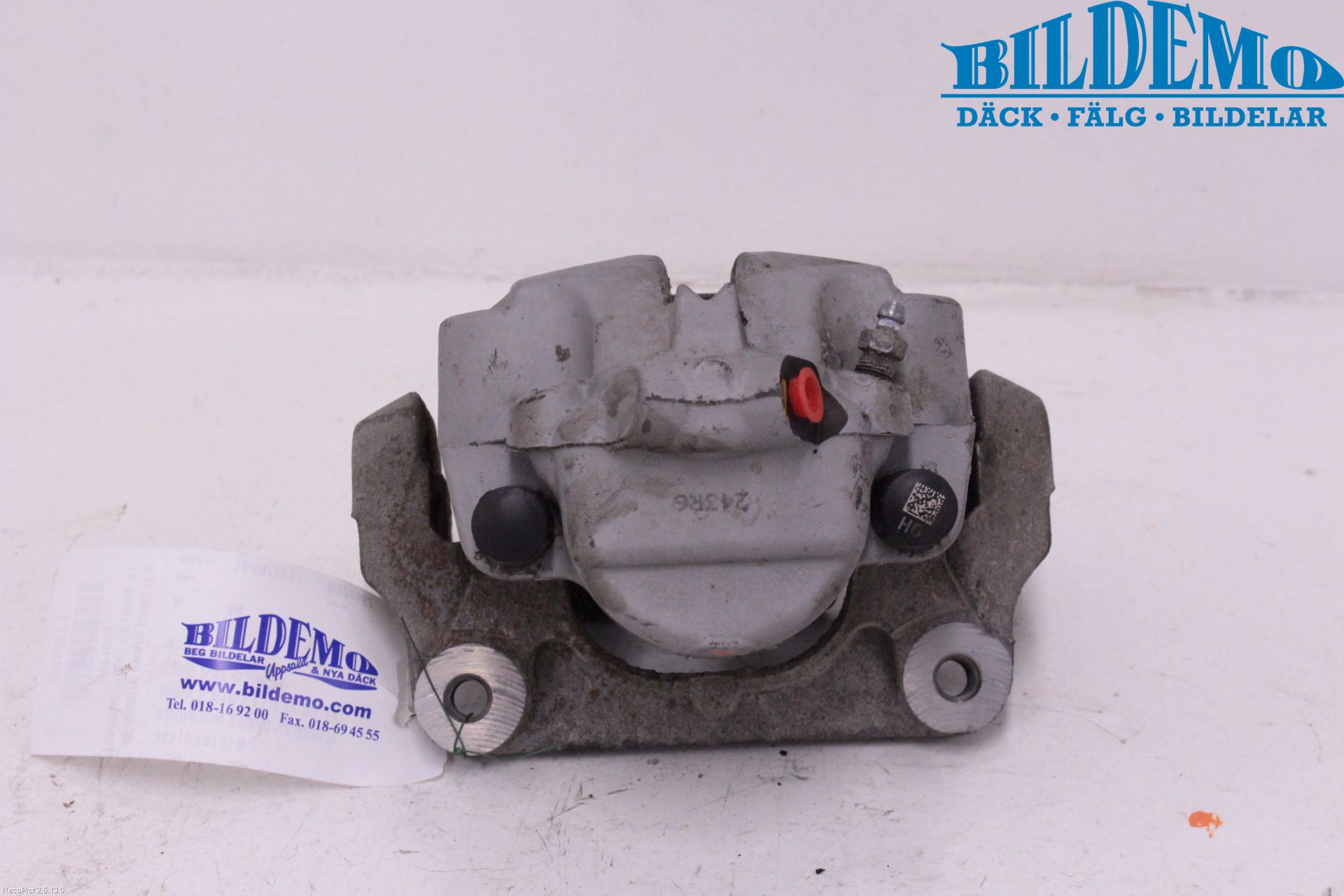 BMW 5 F10/F11/F18 09-17 Bromsok Fram Vänster