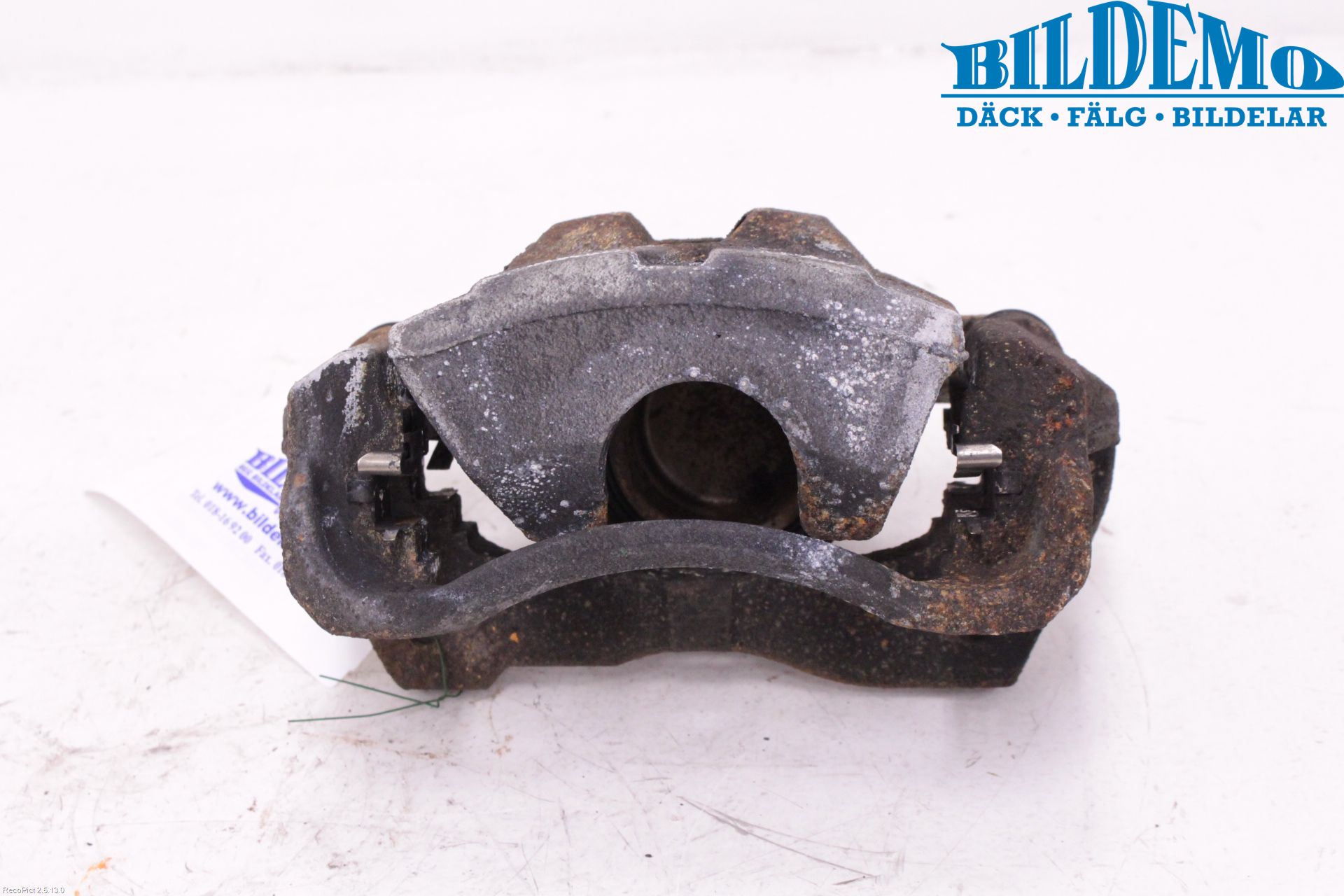 Toyota URBAN CRUISER Bromsok Fram Höger