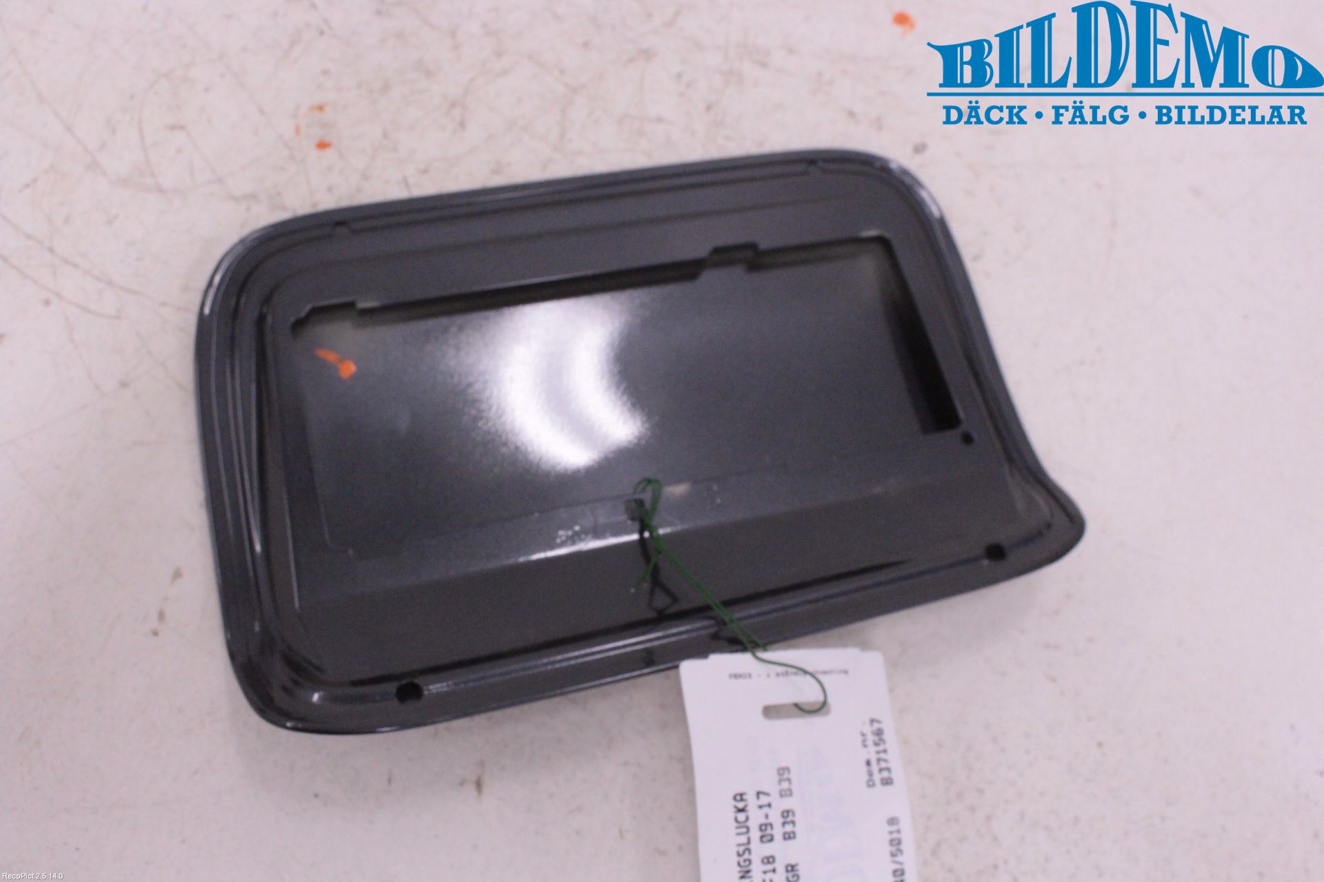 BMW 5 F10/F11/F18 09-17 Tanklucka