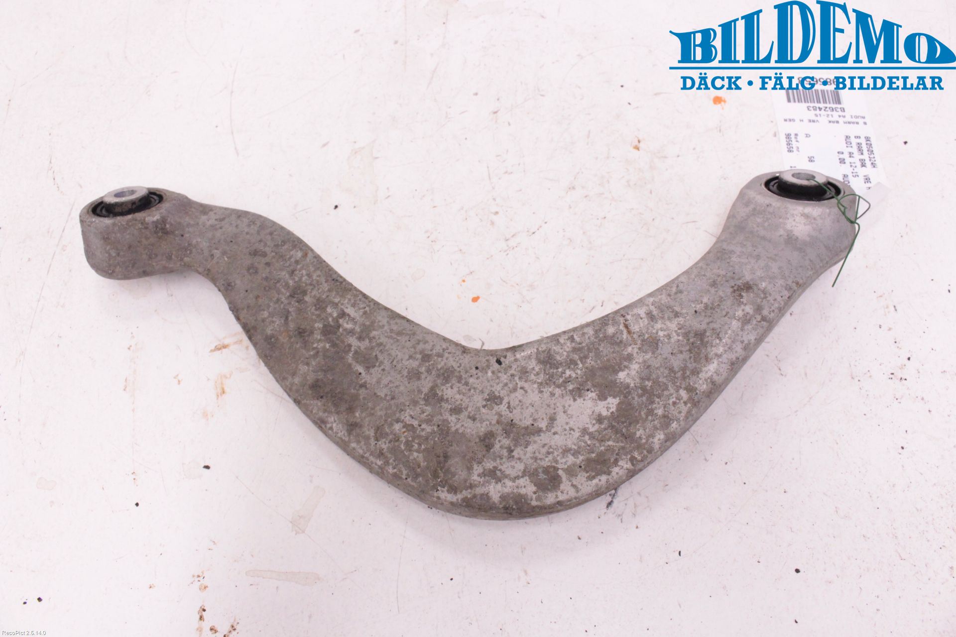 Audi A4 12-15 Bärarm Bak Övre Höger