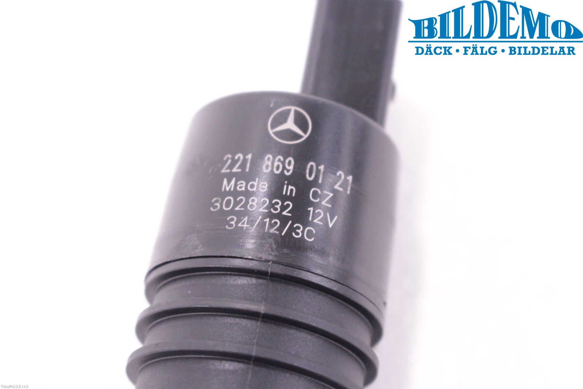 Mercedes-Benz MB C-KLASS (W204) 07-15 Spolarpump Vindruta