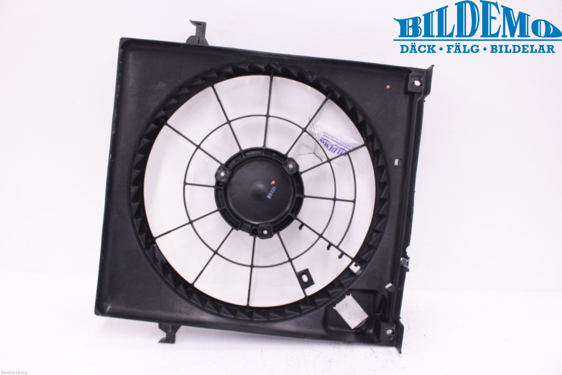 Kia CEED 12-18 Kylfläktkåpa