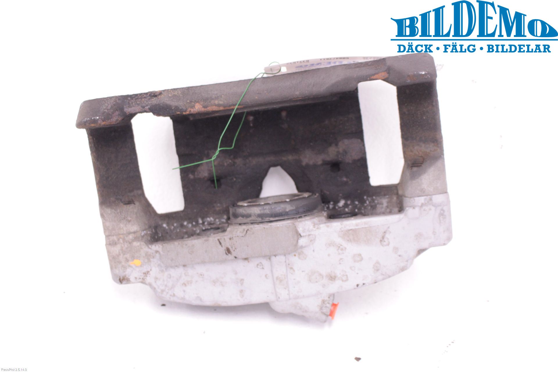 Volvo XC70 14-16 Bromsok Fram Vänster